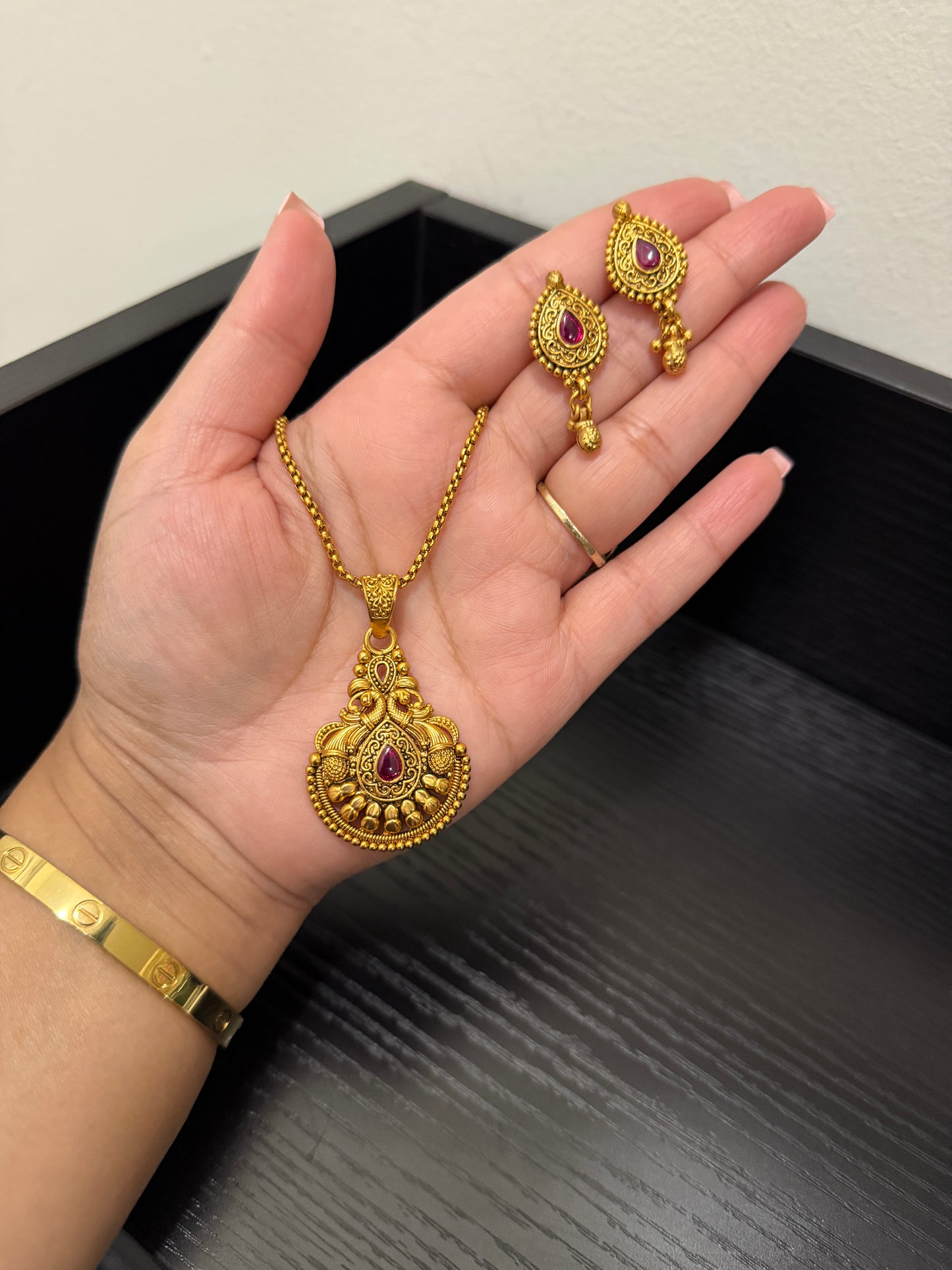 Nairavi Micro Gold Plated Pendant Set