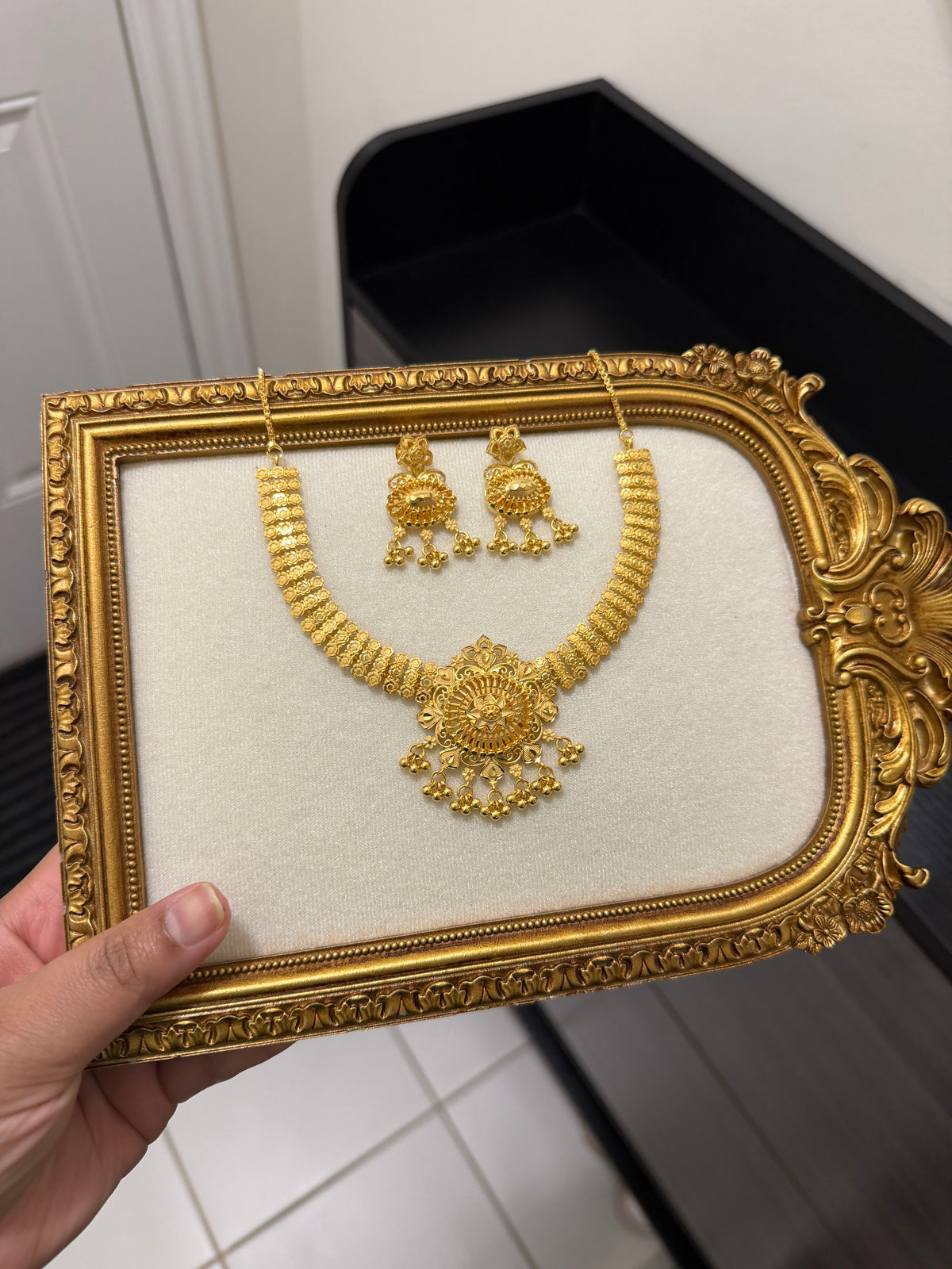 Kainaat Premium Forming Gold Set