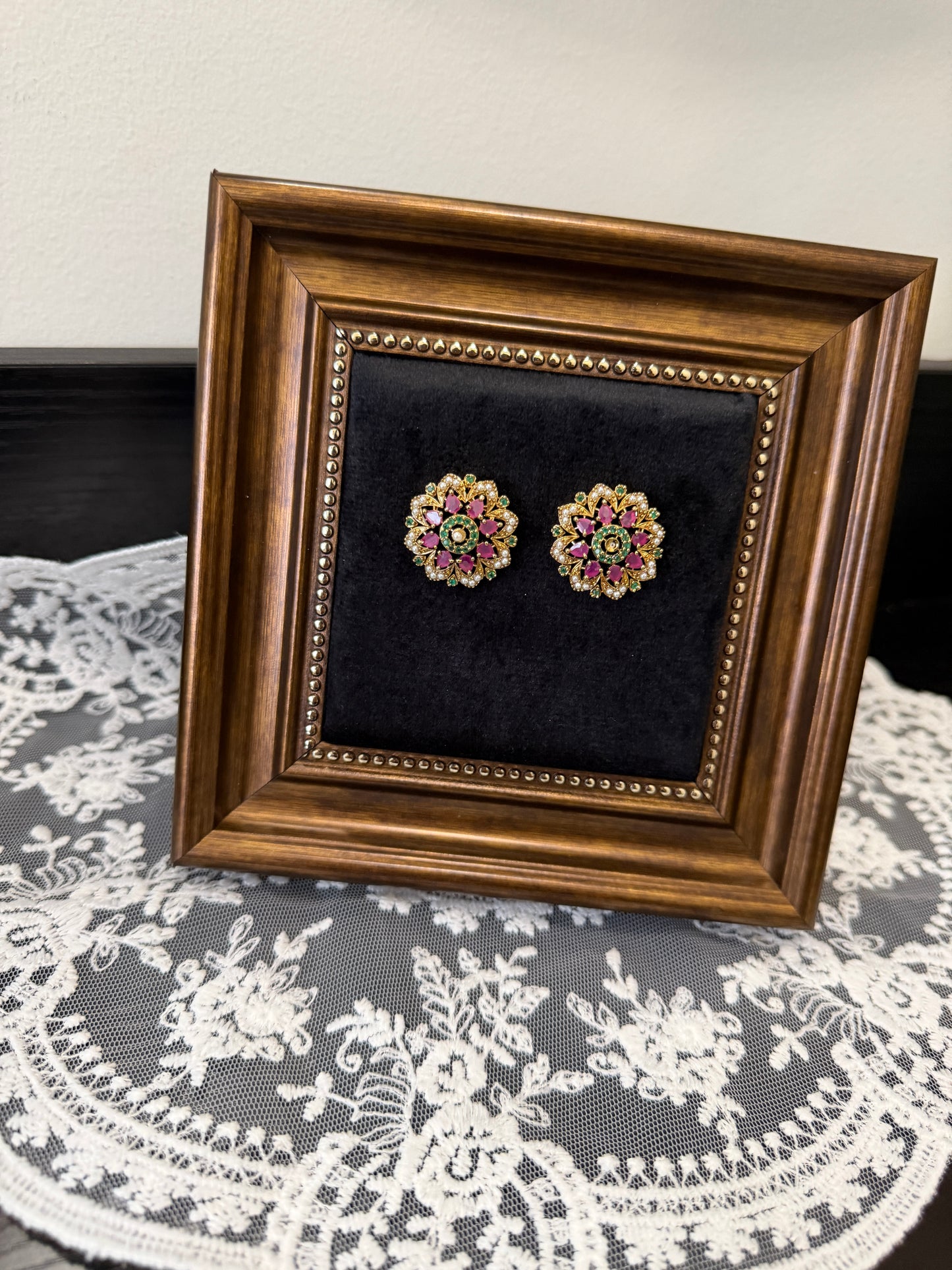 Sonika Jadau Studs