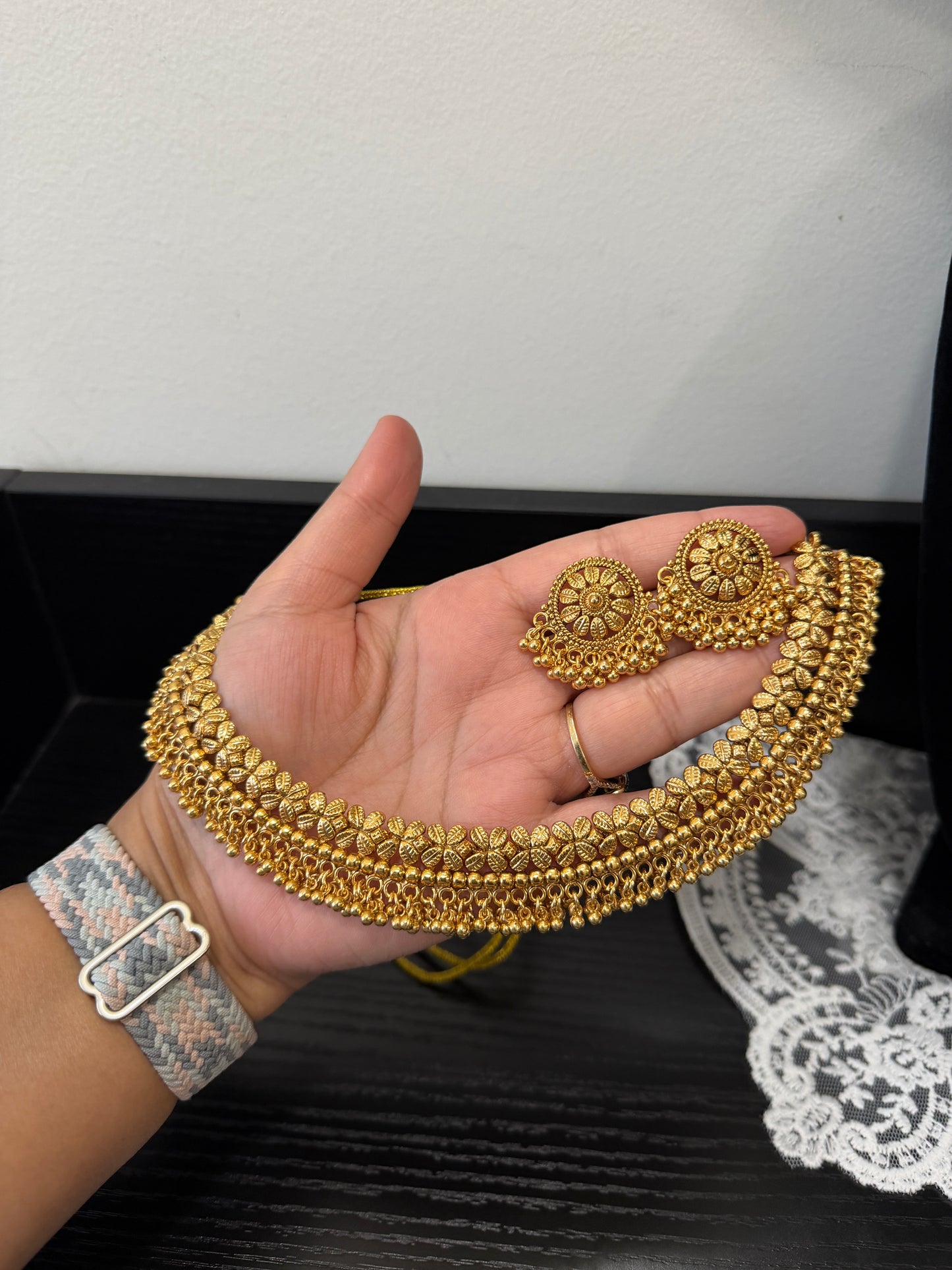 Gursifat Antique Plated Set