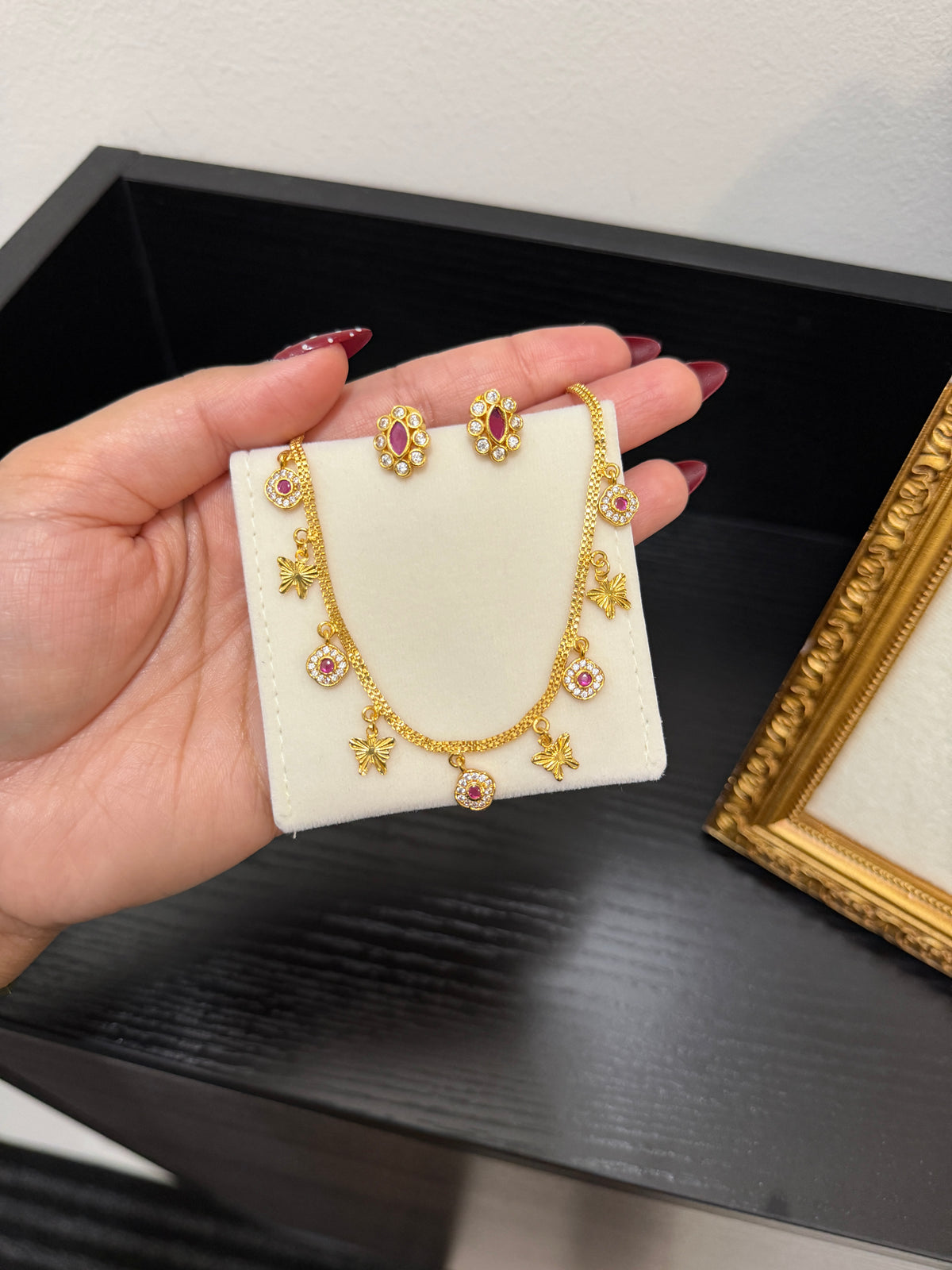 Gunjan Premium Chain Set