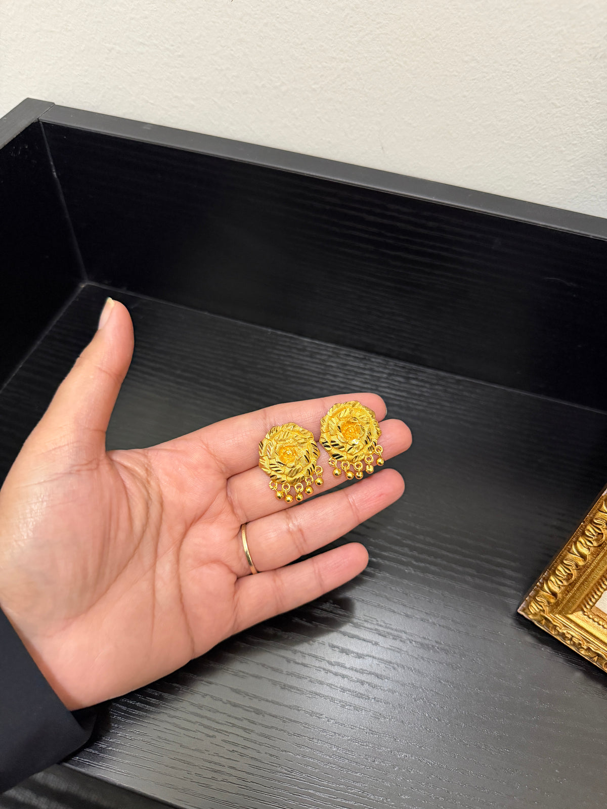 Jaspreet Gold Look Studs