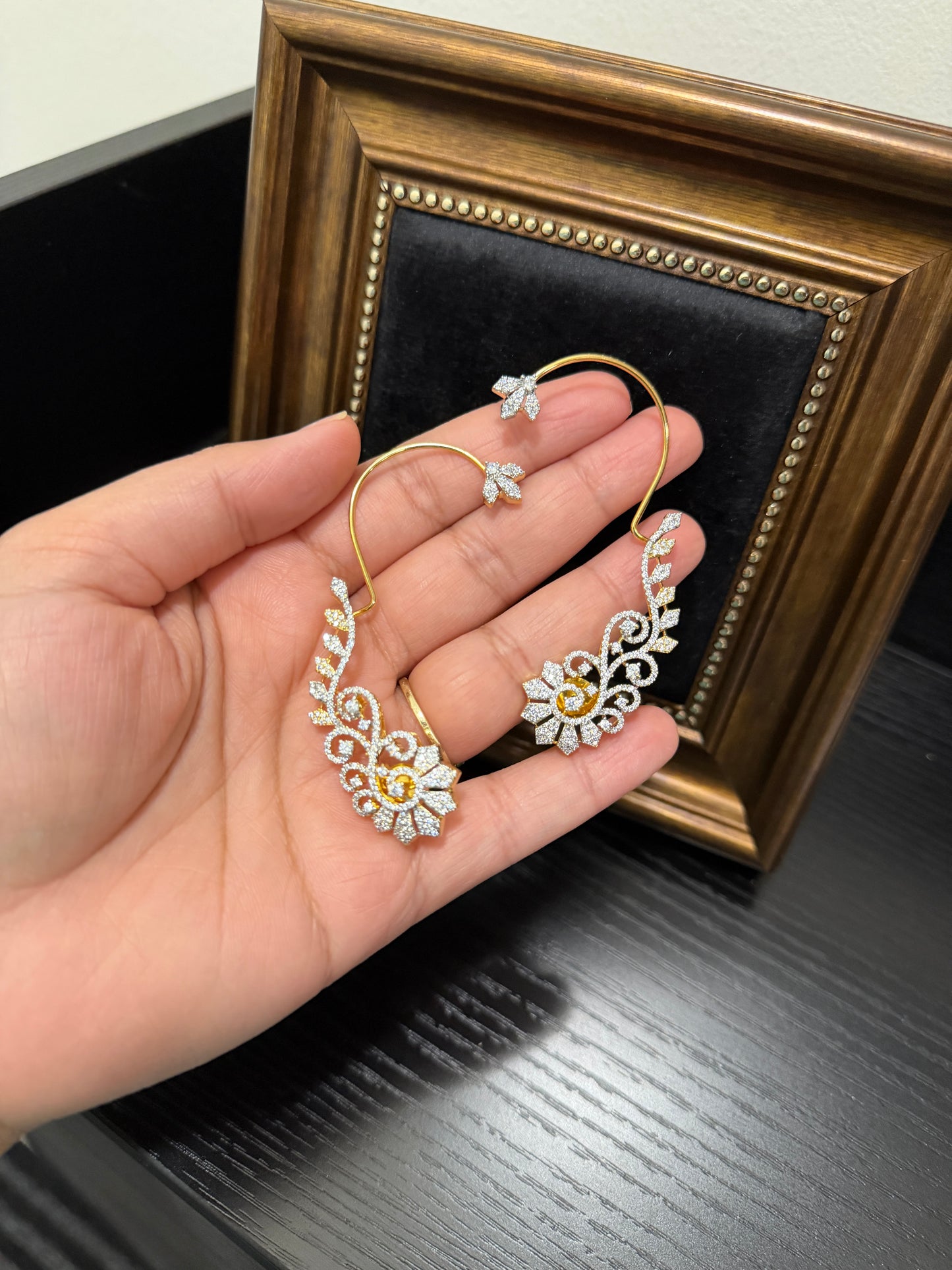 Manraz Earcuff Earrings