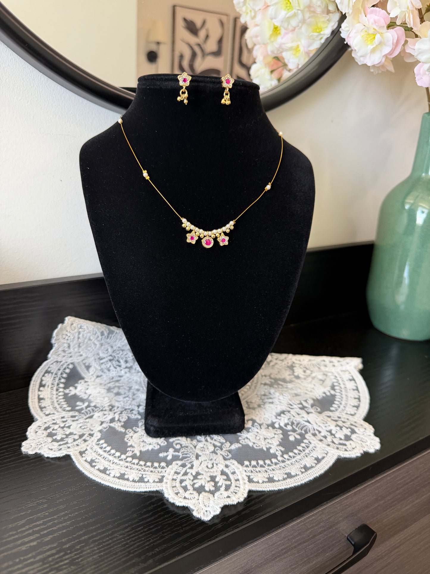 Neetu Invisible Chain Set