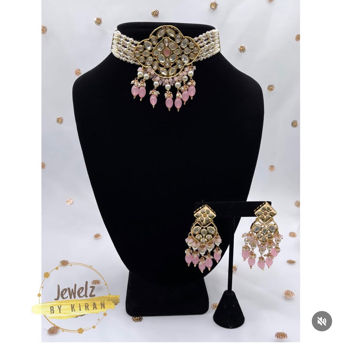 Harjot Tyaani Kundan Set ( Pink)