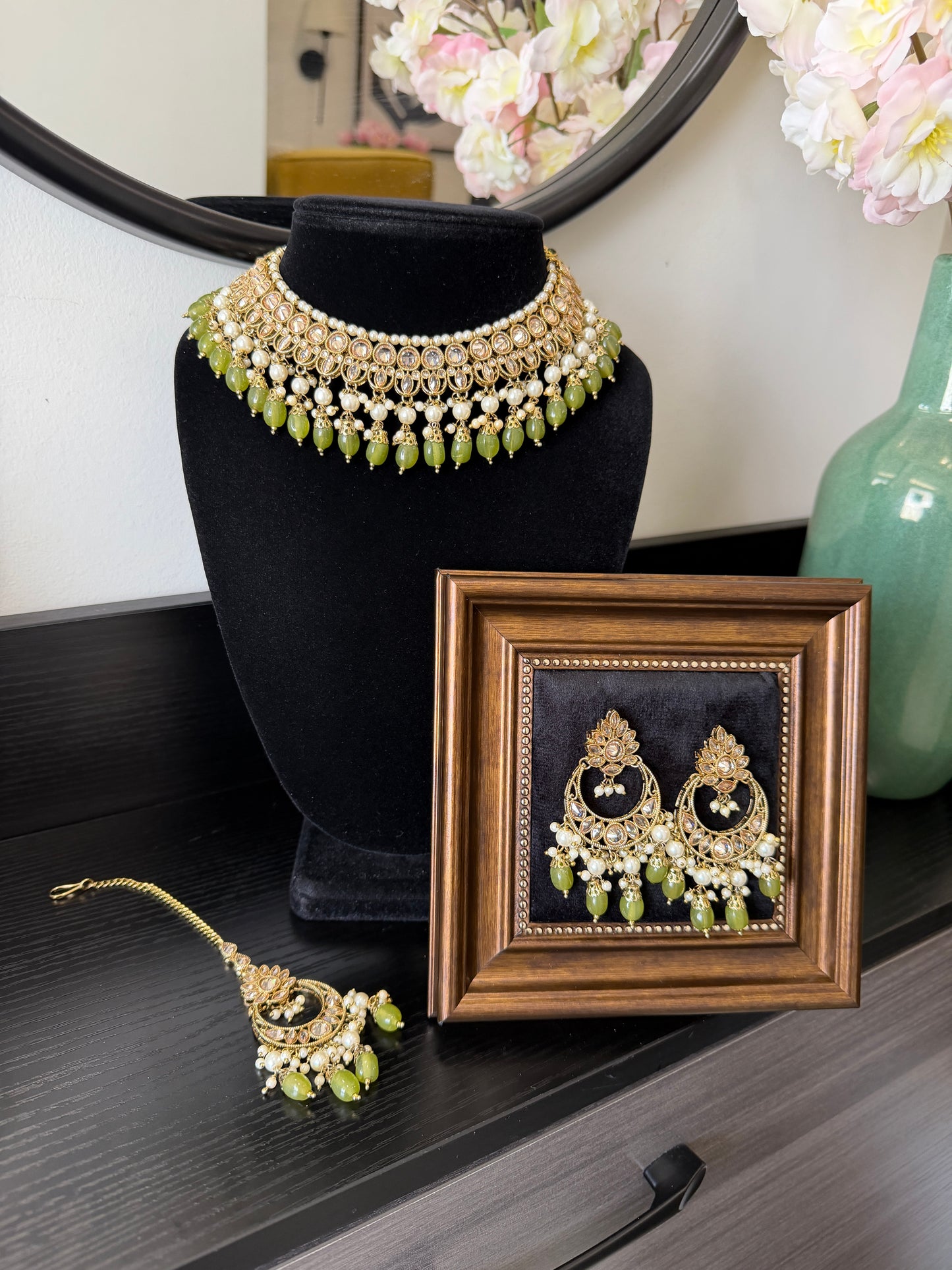 Priya Polki Set (Mehndi Green)