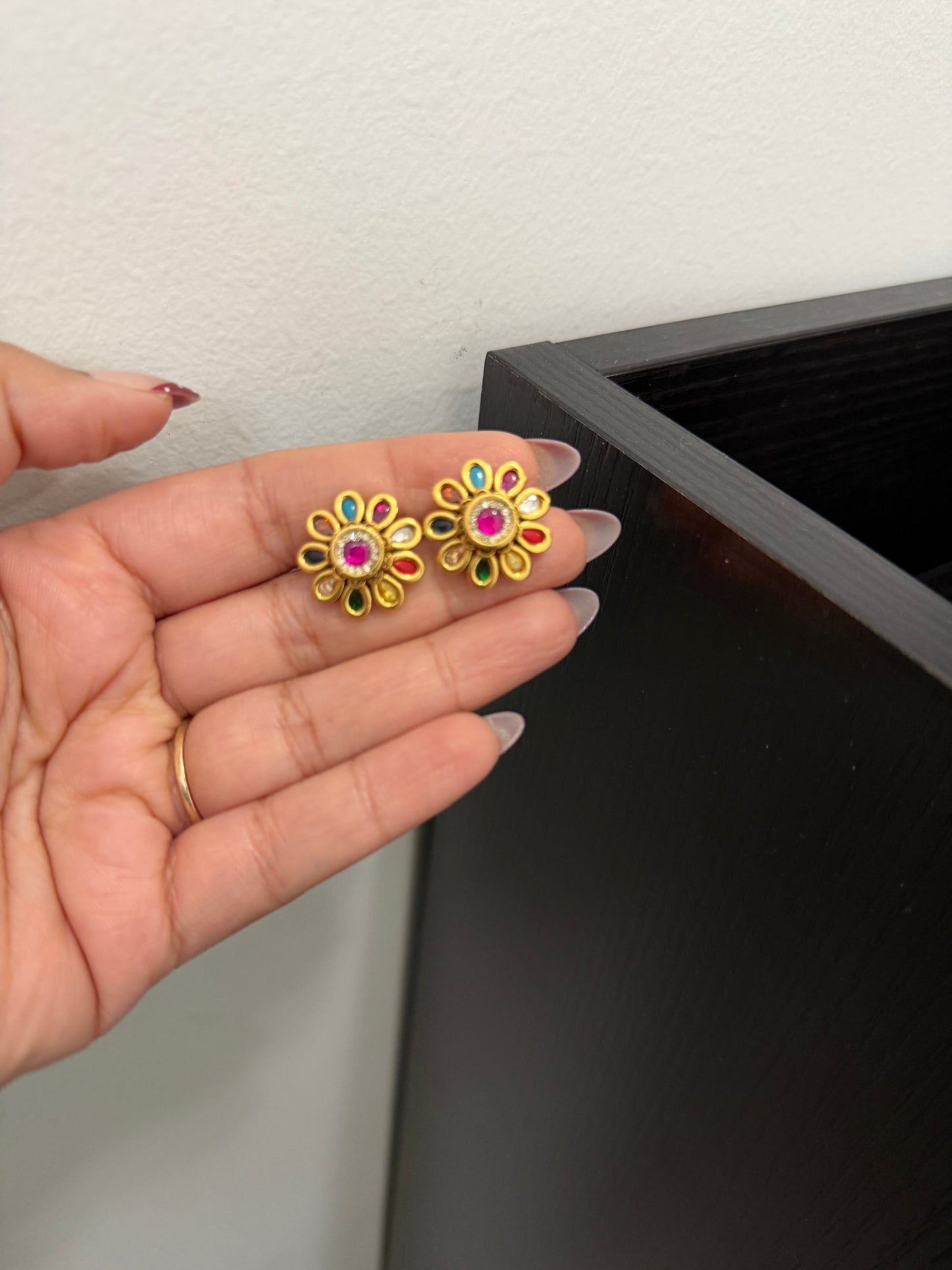 Sahar Gold Plated Kundan Studs