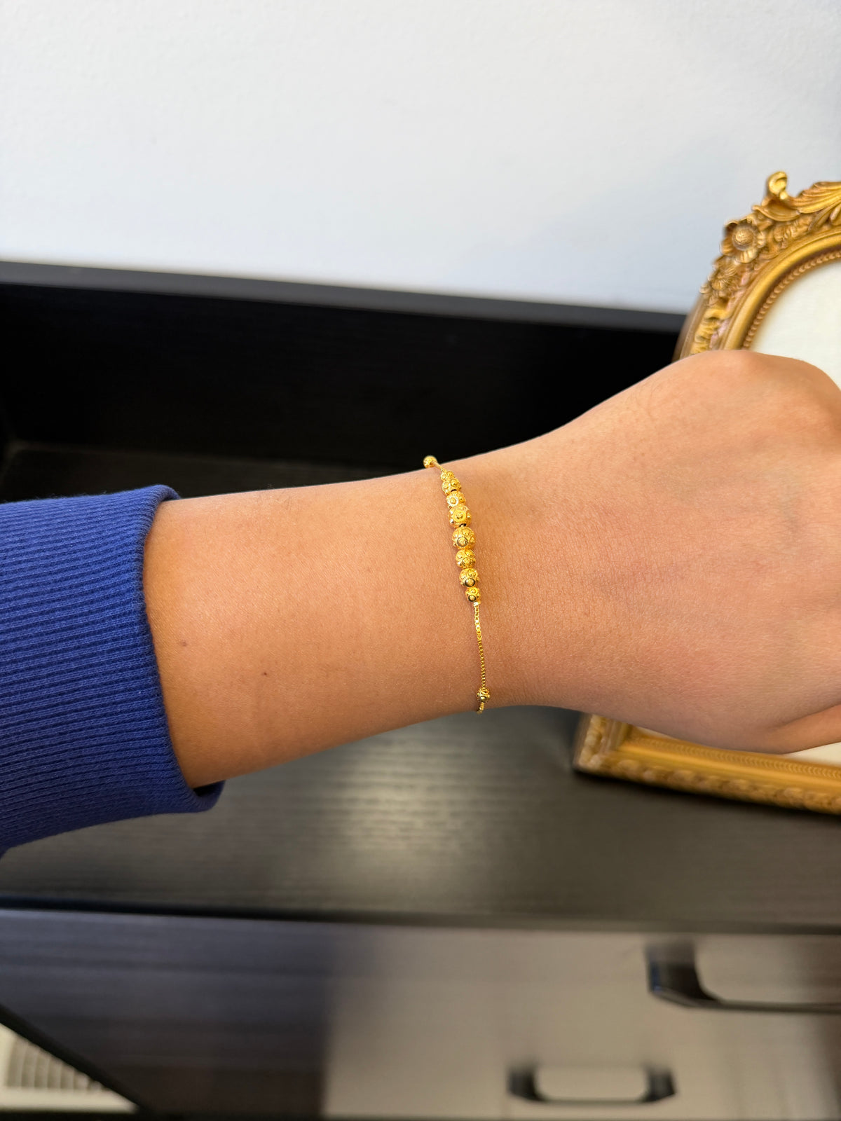 Mannat Real Look Bracelet