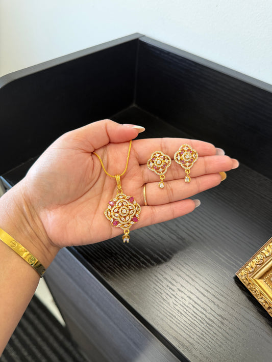Teena Gold Plated Pendant Set