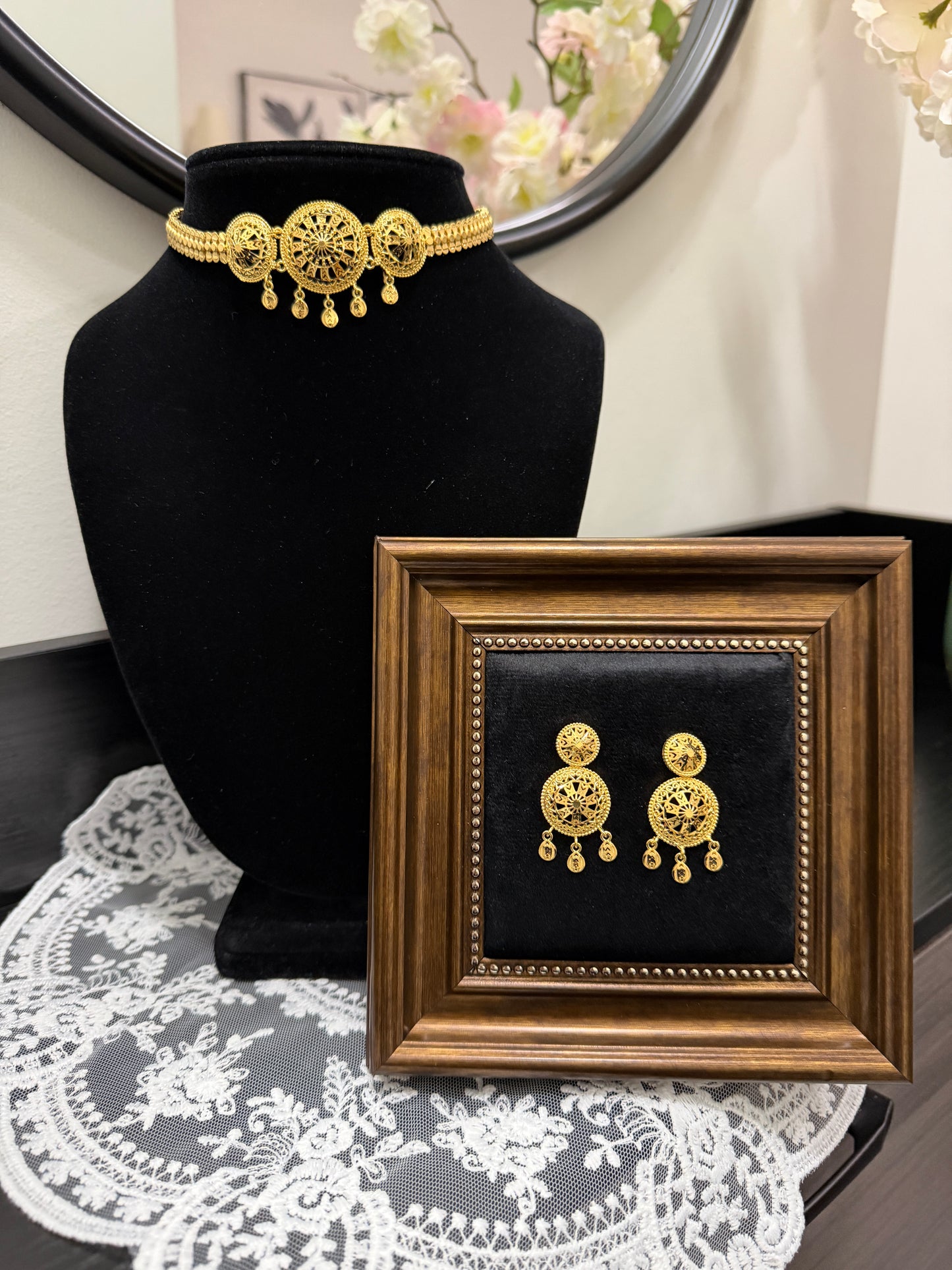 Raveena  Gold Forming Set