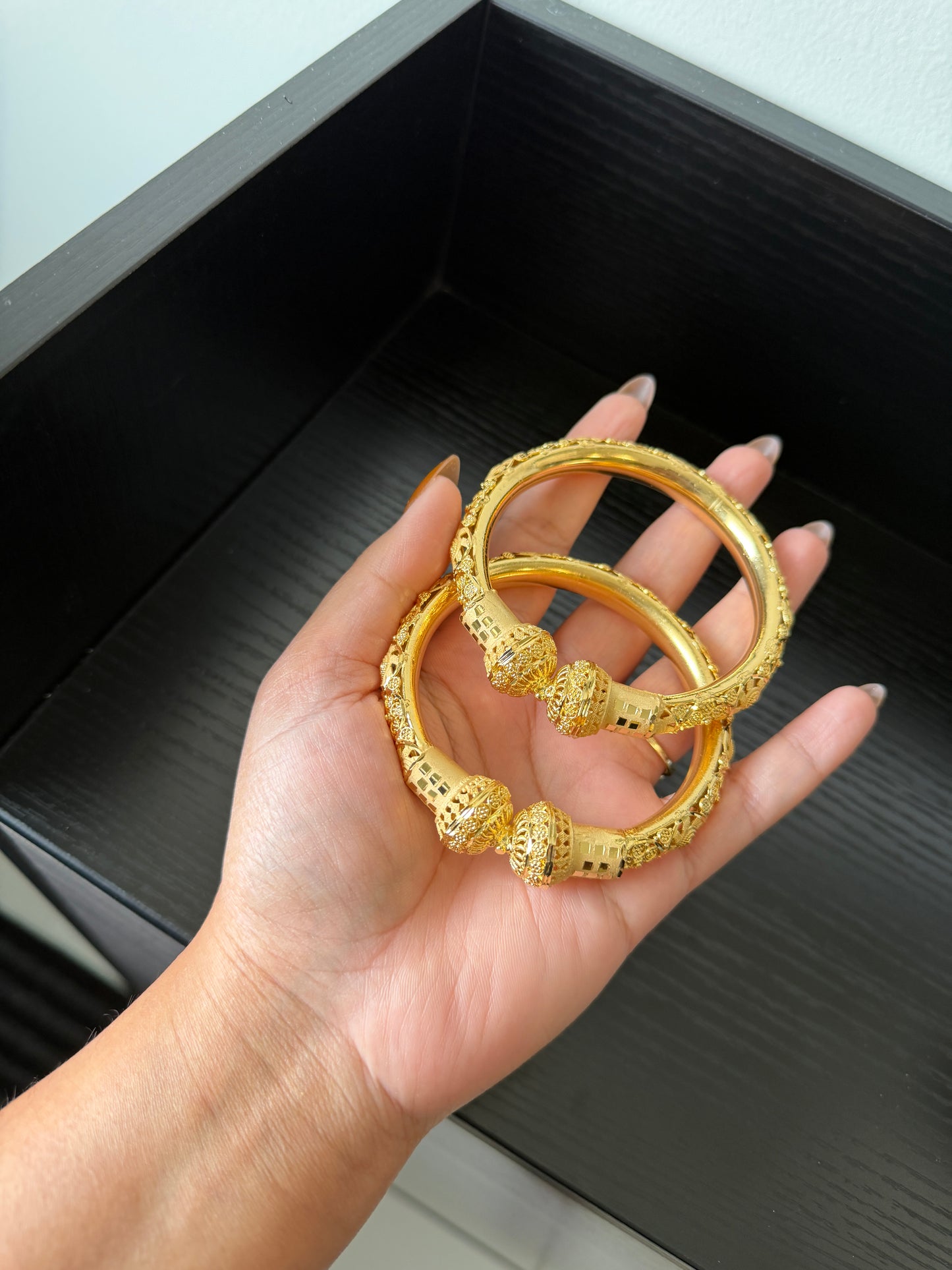 Satbir Gold Forming Bangles
