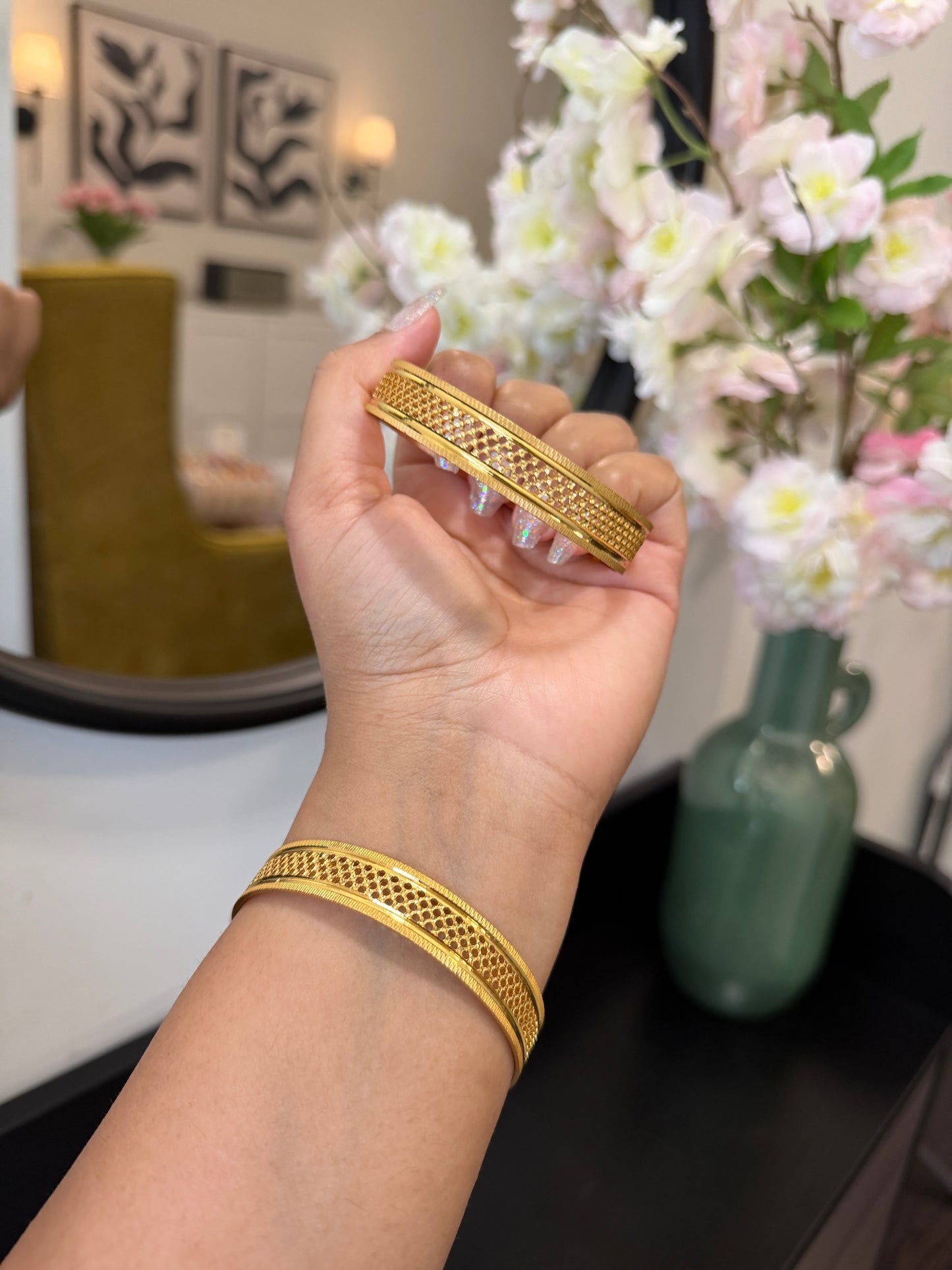 Diljeev Dailywear Bangles (Set of 2)