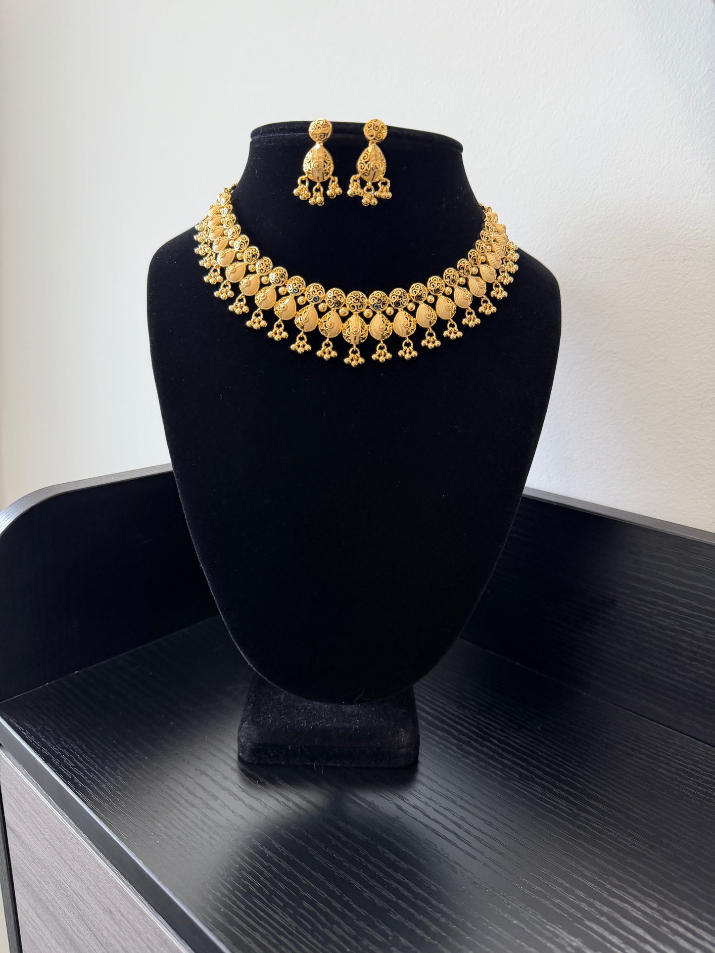 Mahira Premium Forming Gold Set