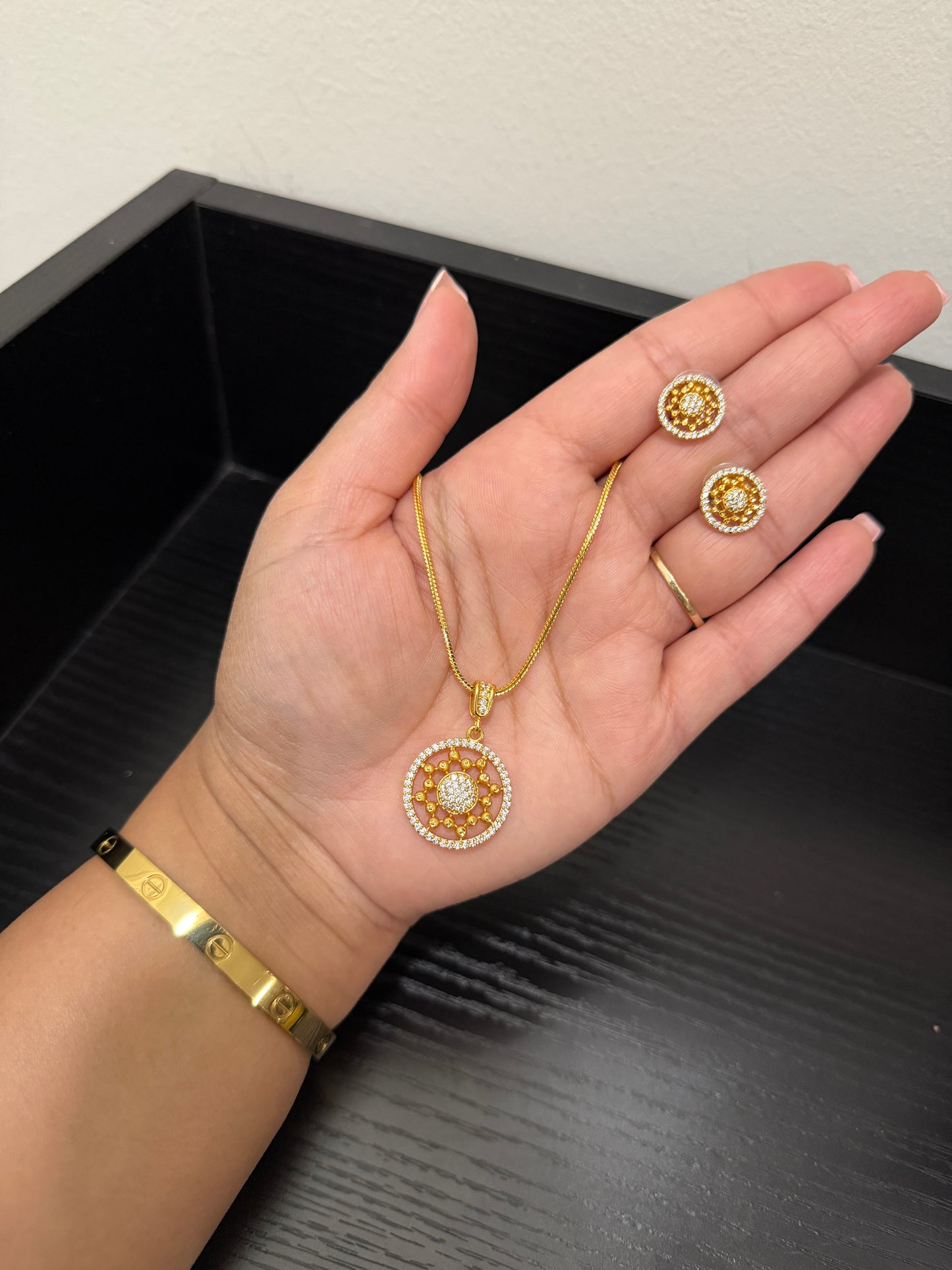 Leena Gold Plated Pendant Set