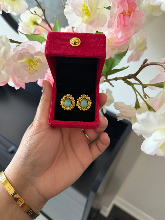 Gurnoor One Gram Gold Plated Studs (Mint)