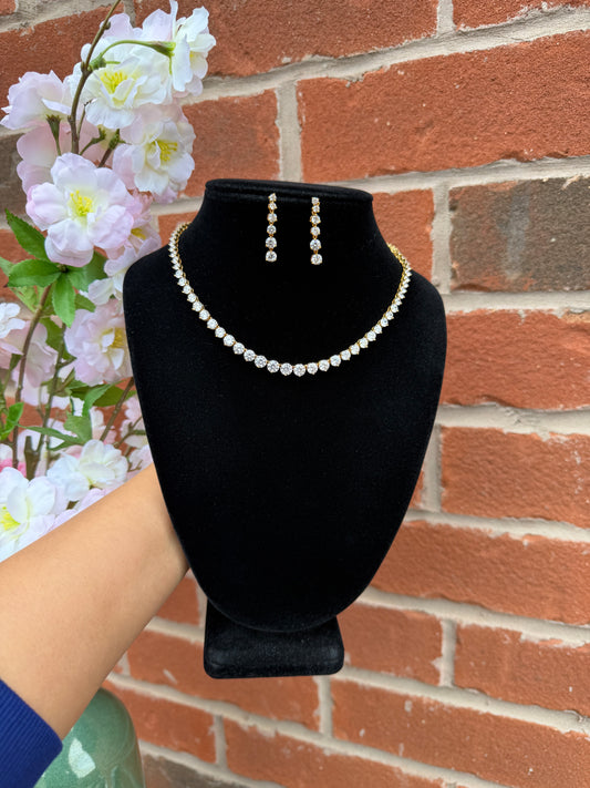 Arnoor Real Diamond Look Set