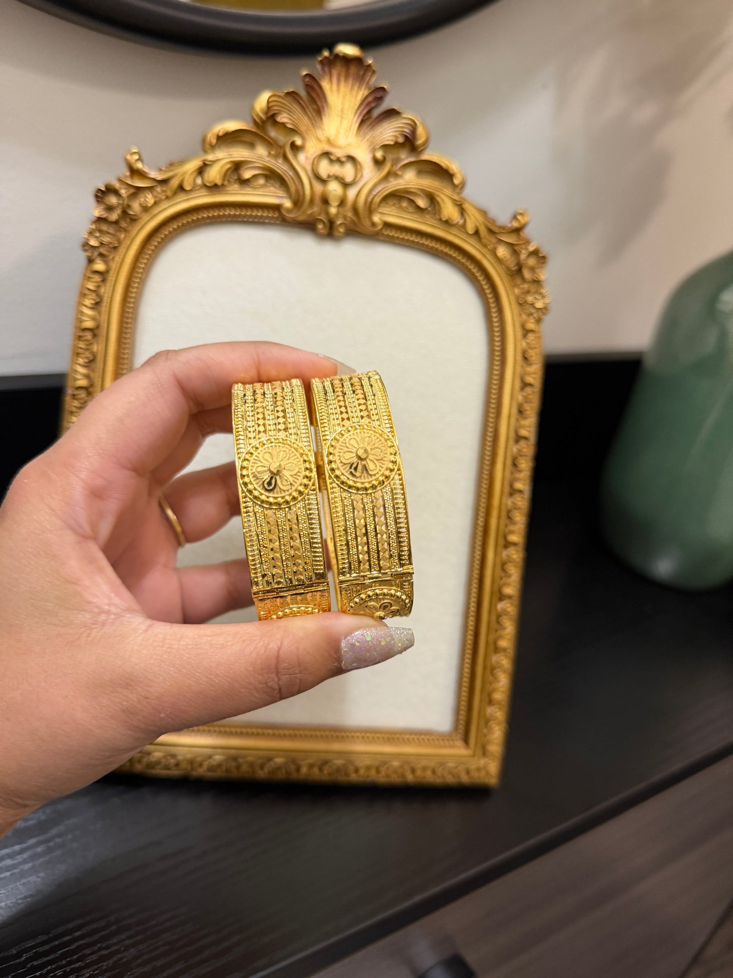 Rasmeet Gold Forming Kangan