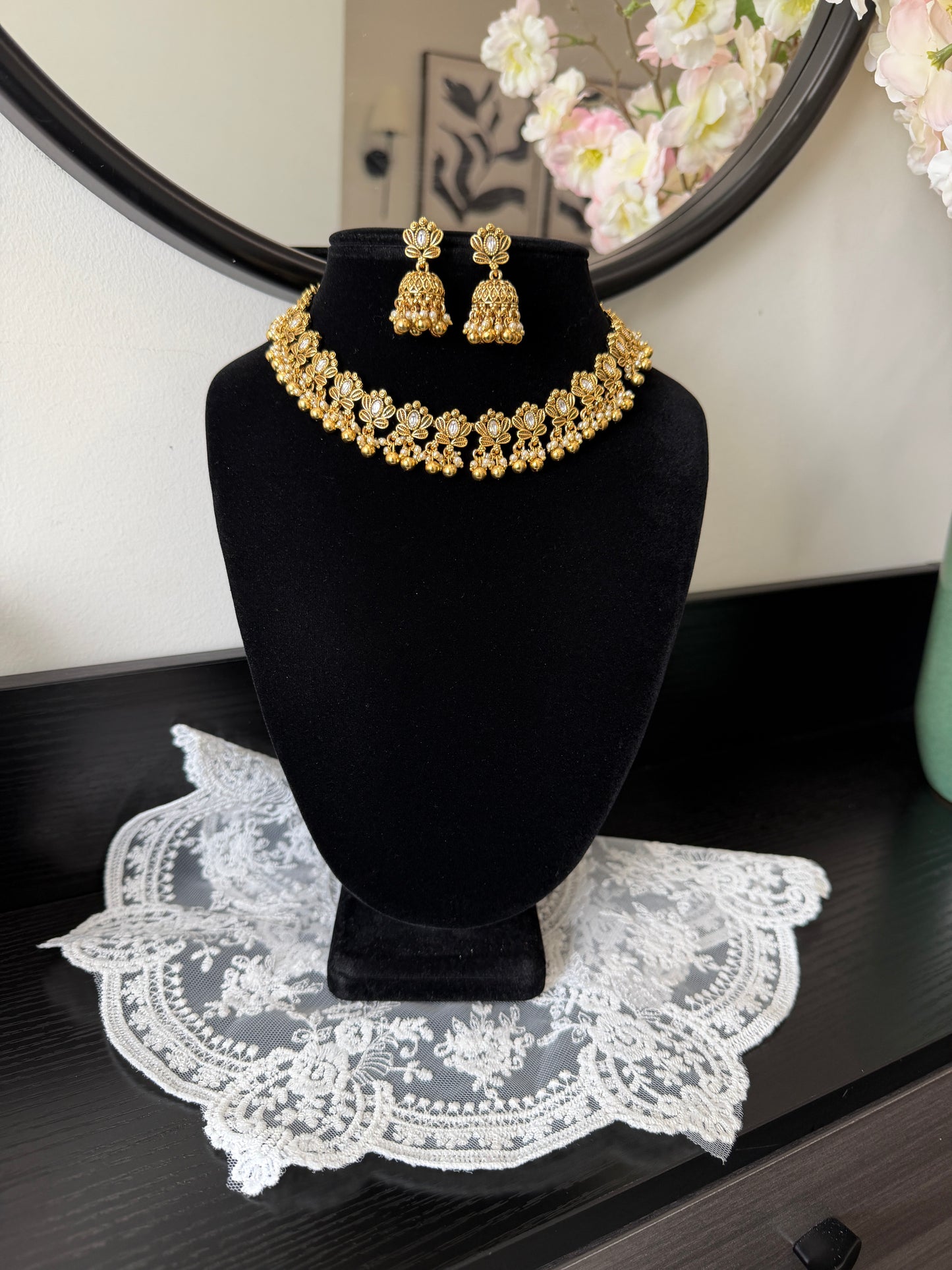 Taman Kundan Necklace Set