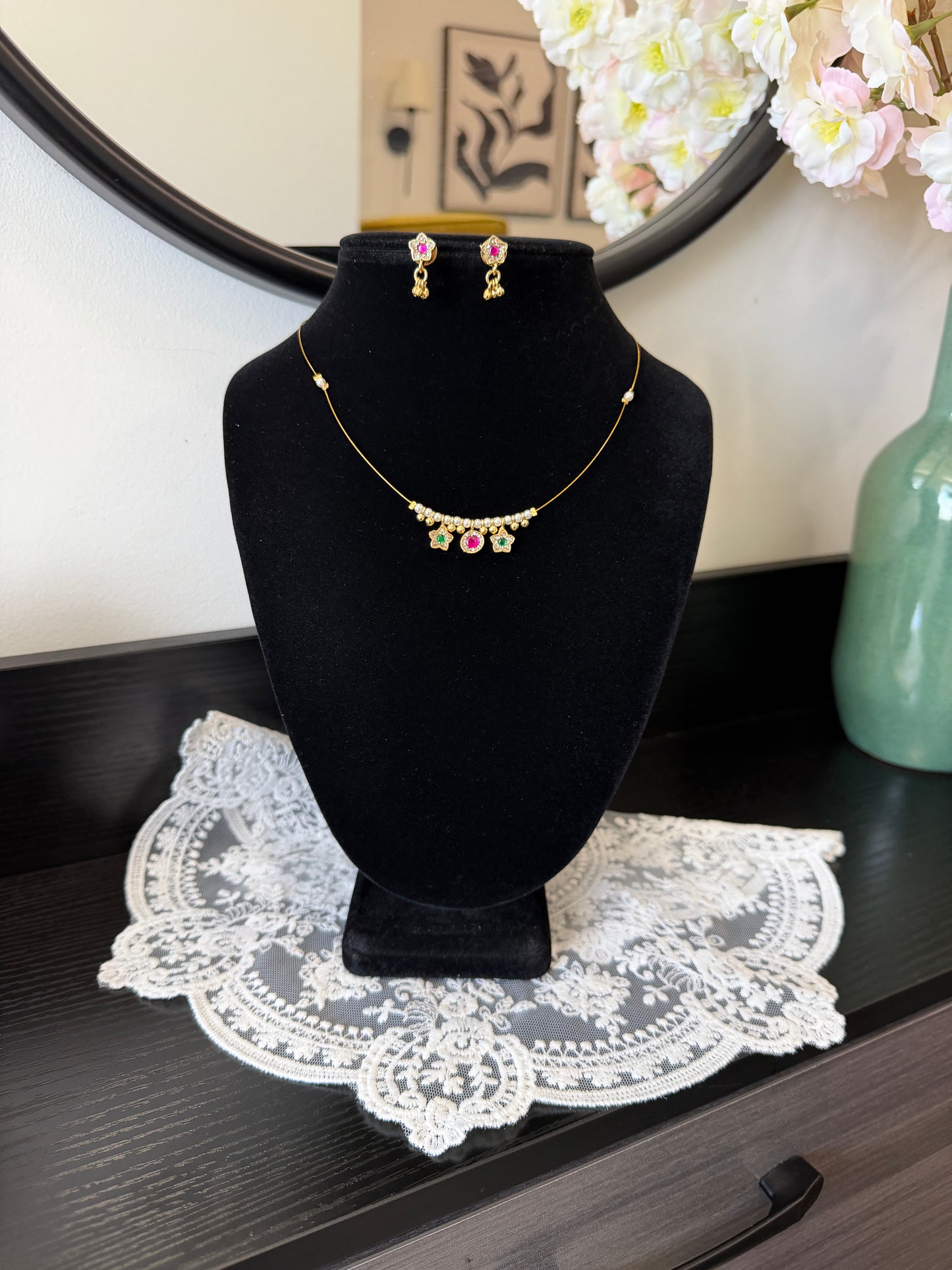 Neetu Invisible Chain Set