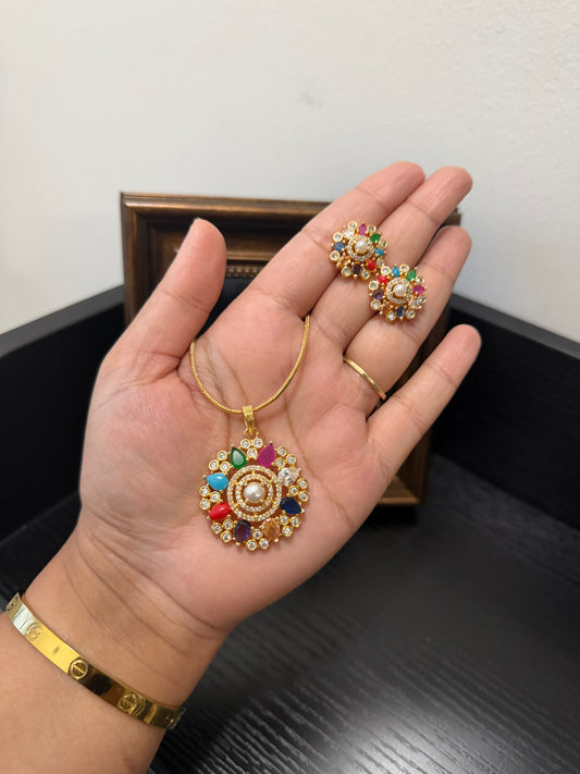 Mona Gold Plated Pendant Set