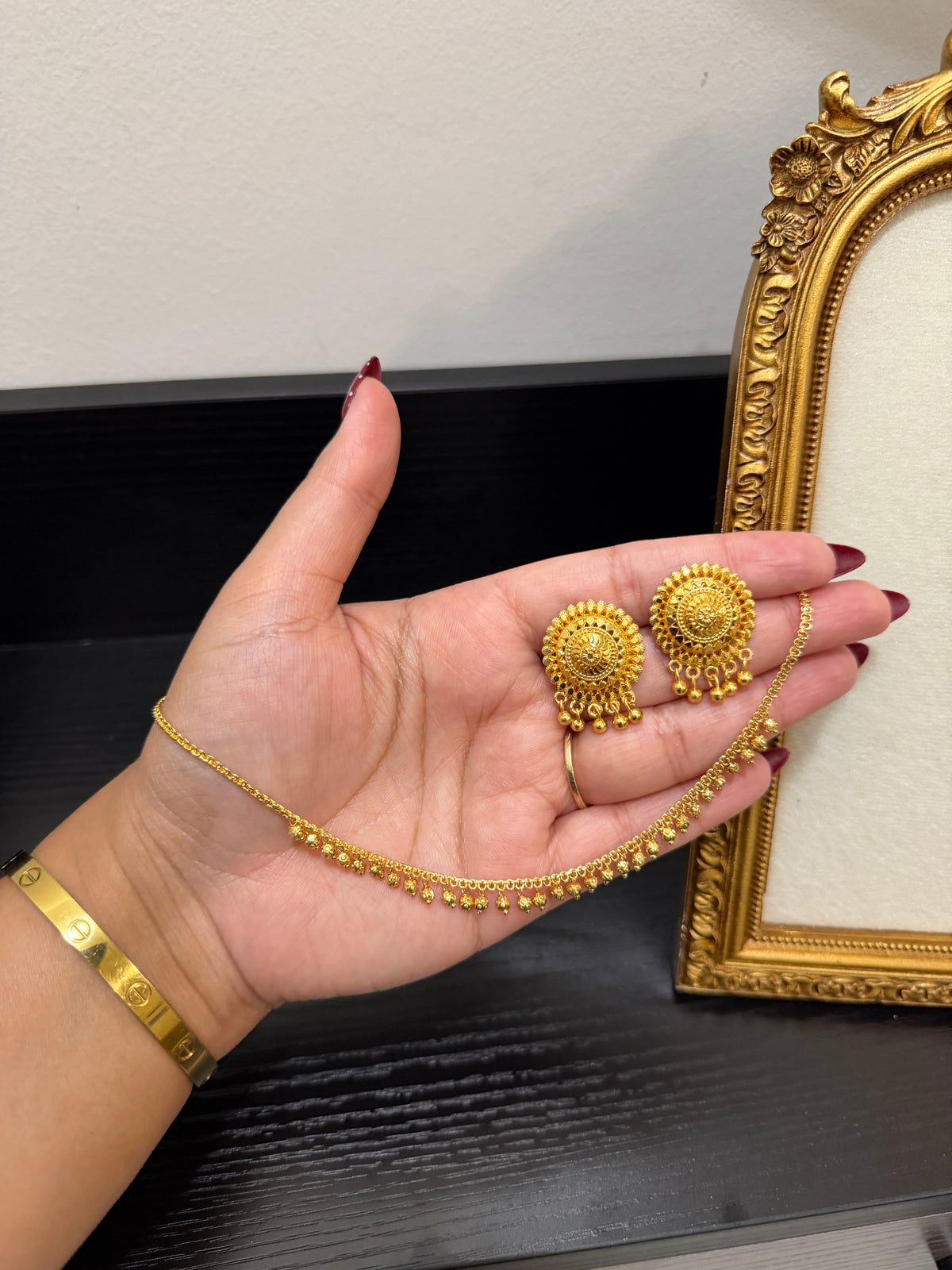Aveera Premium Chain Set