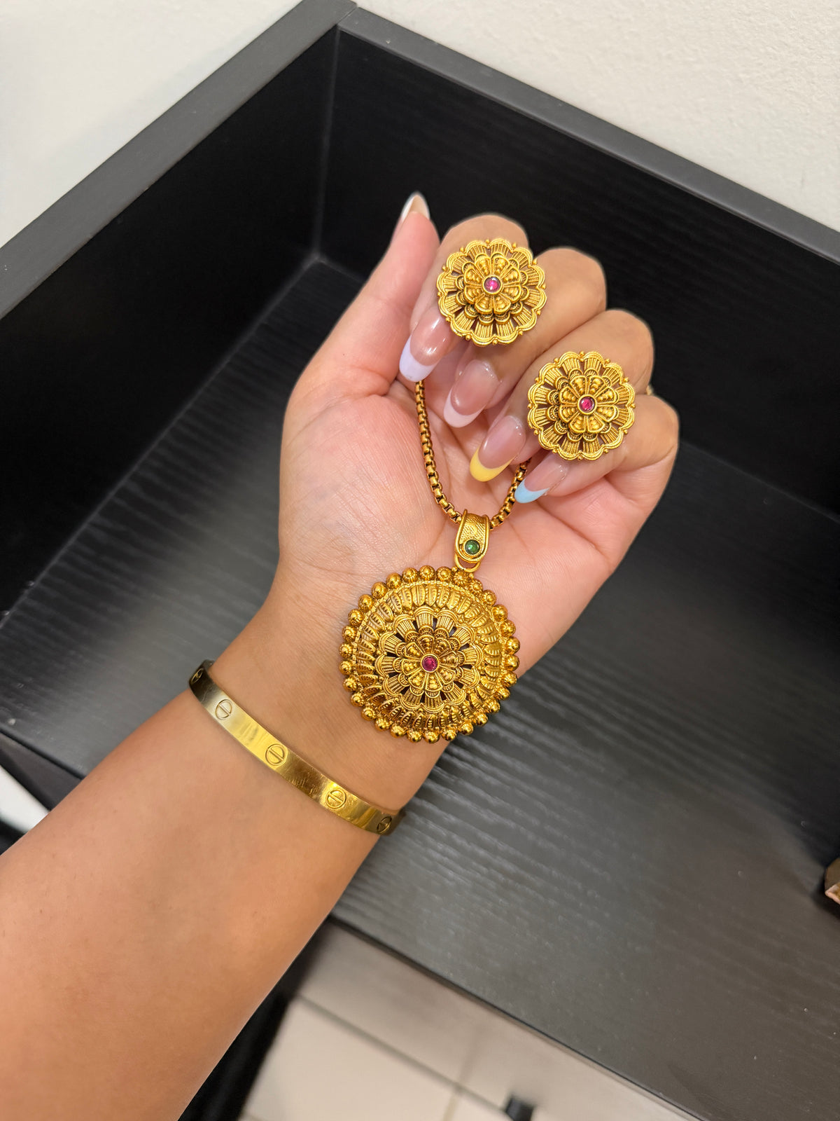 Sonika Micro Gold Plated Pendant Set