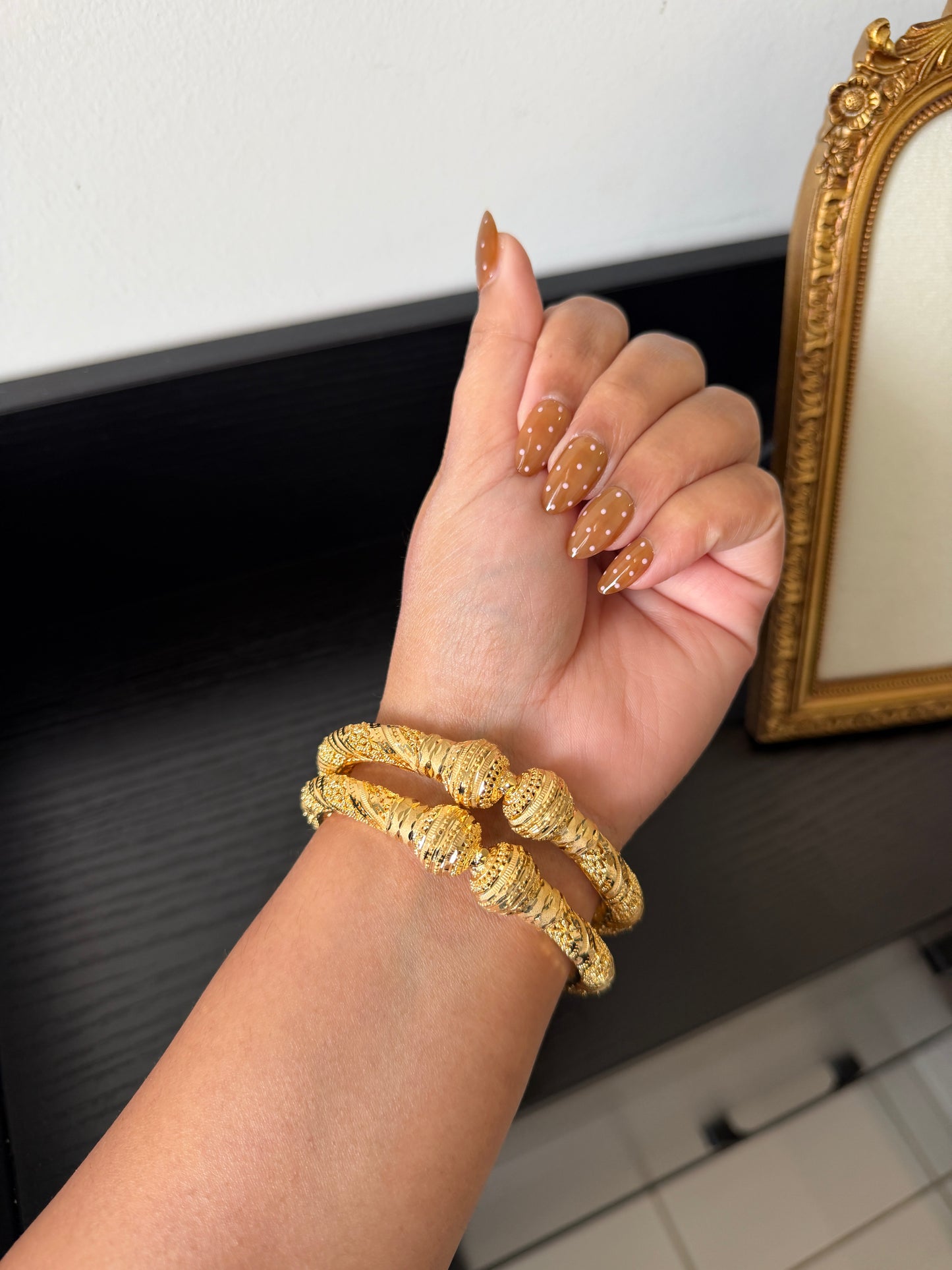 Rammi Gold Forming Bangles