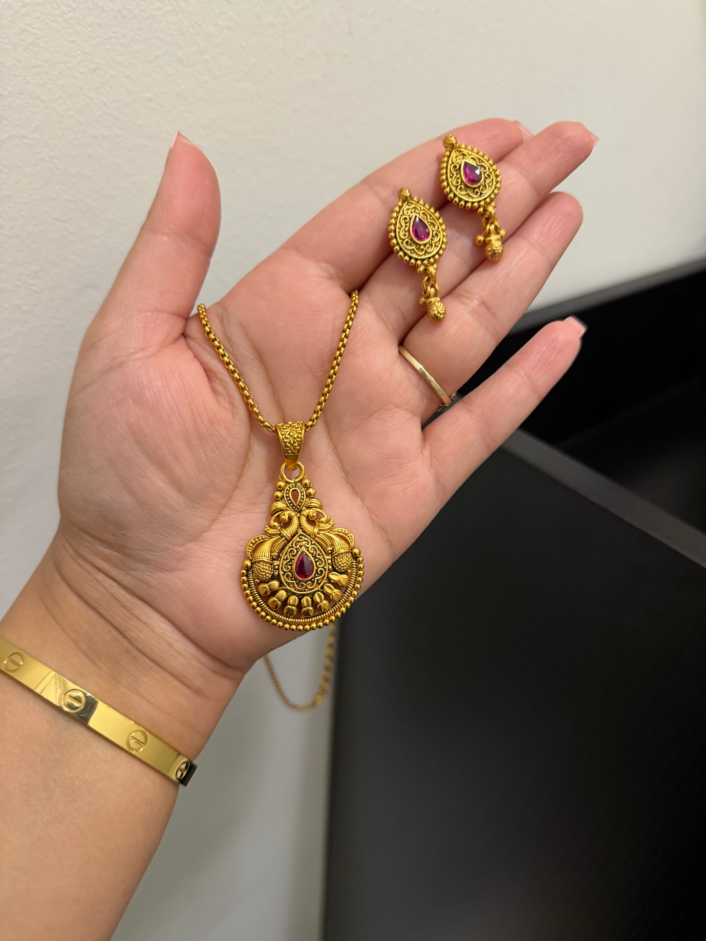 Nairavi Micro Gold Plated Pendant Set