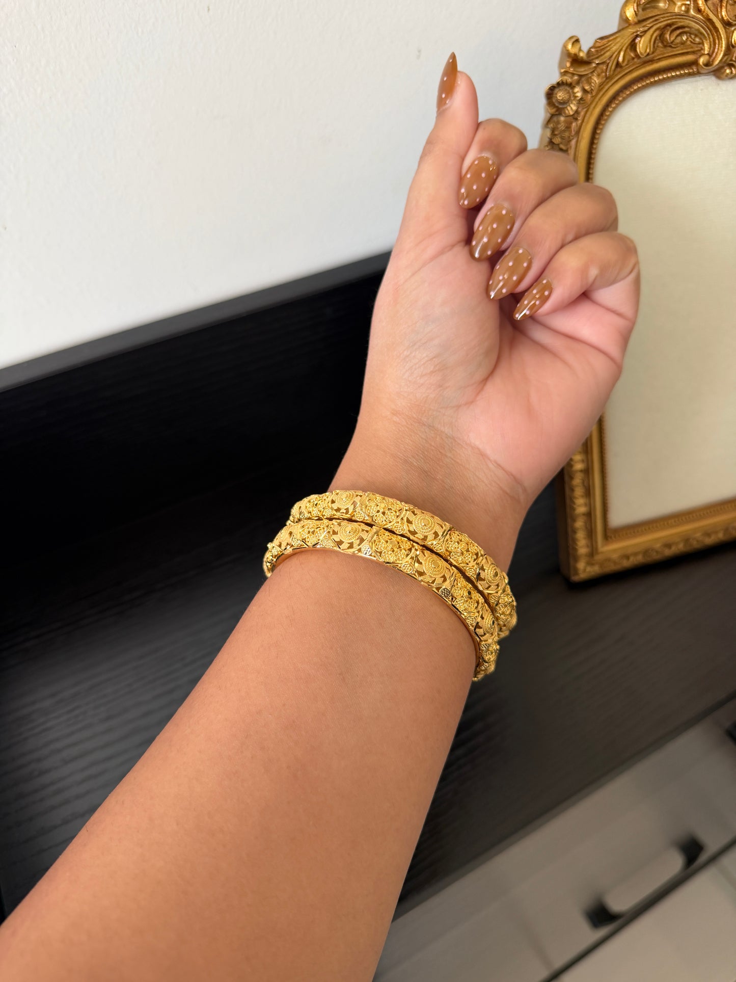 Satbir Gold Forming Bangles