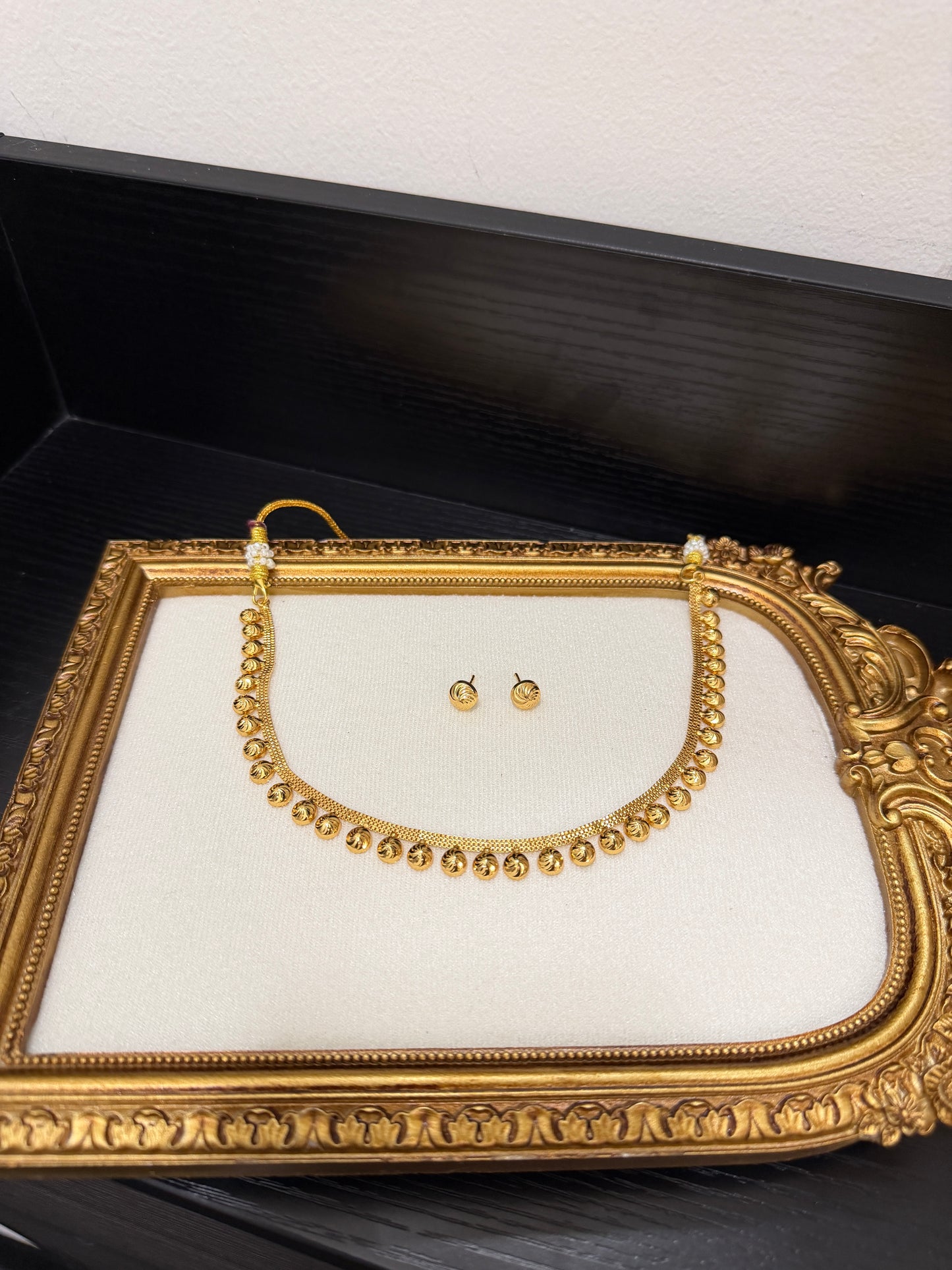 Avani Real Look Necklace Set
