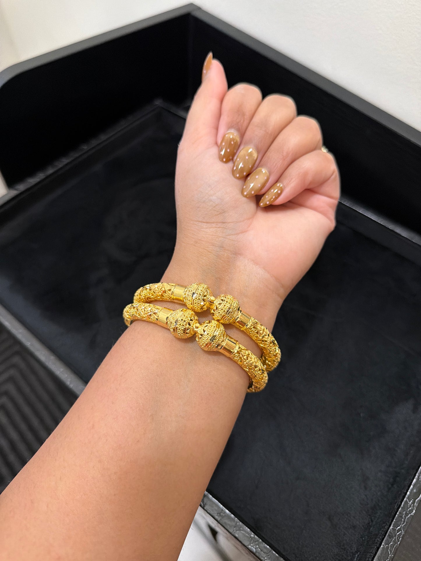Japleen Gold Forming Bangles