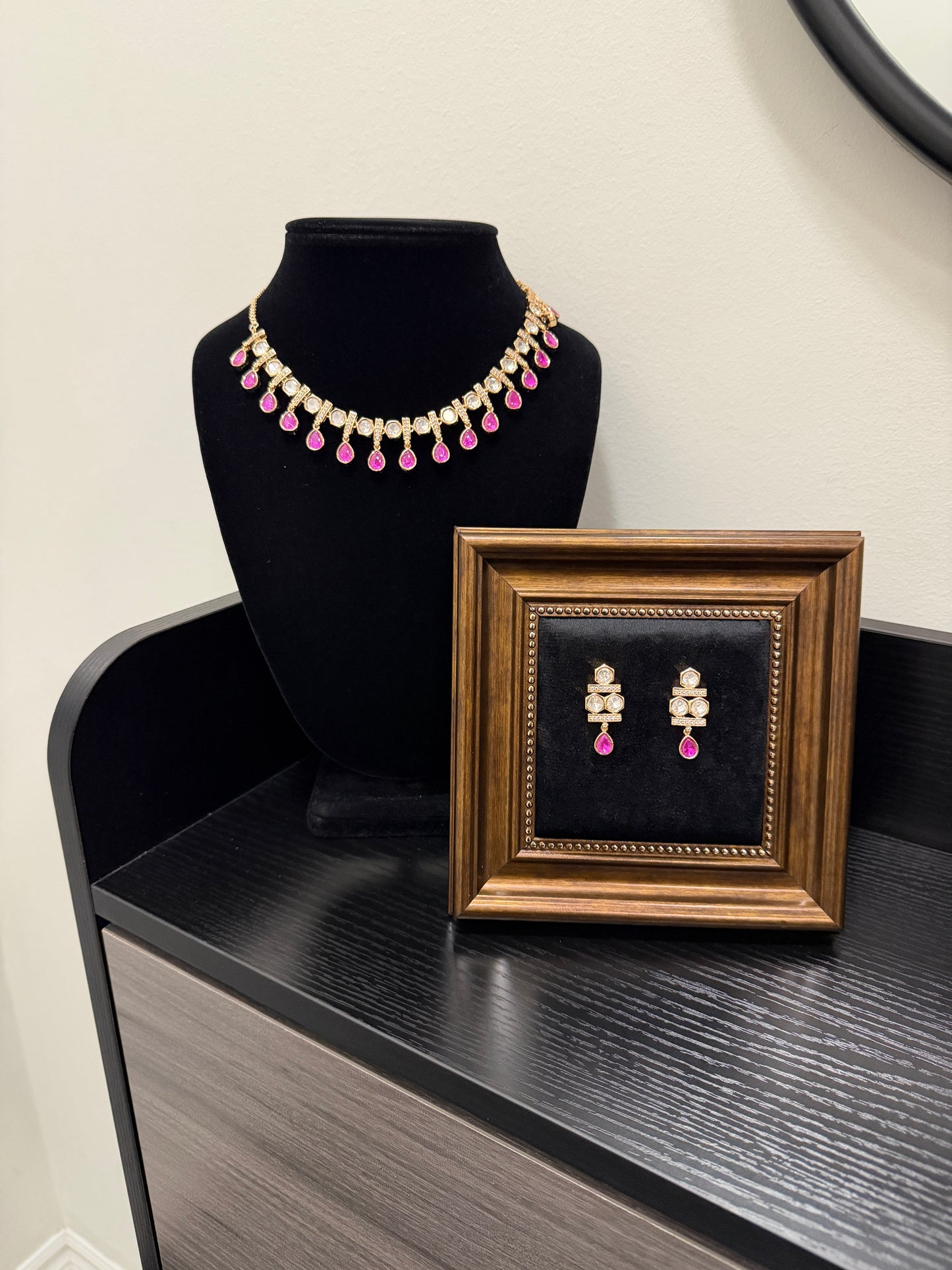 Huma Tyaani Kundan Set (Ruby)