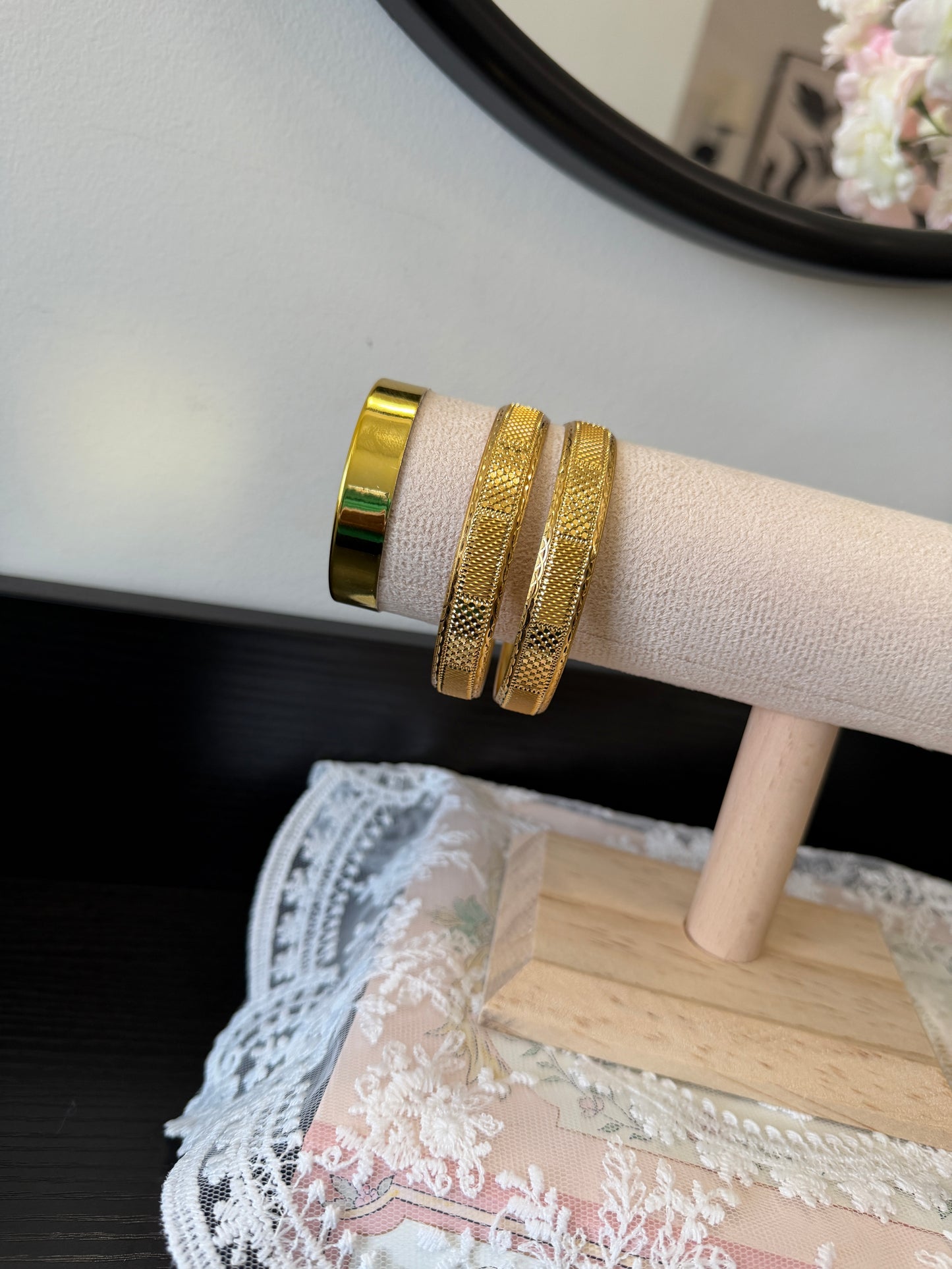 Tavnoor Dailywear Bangles (Set of 2)