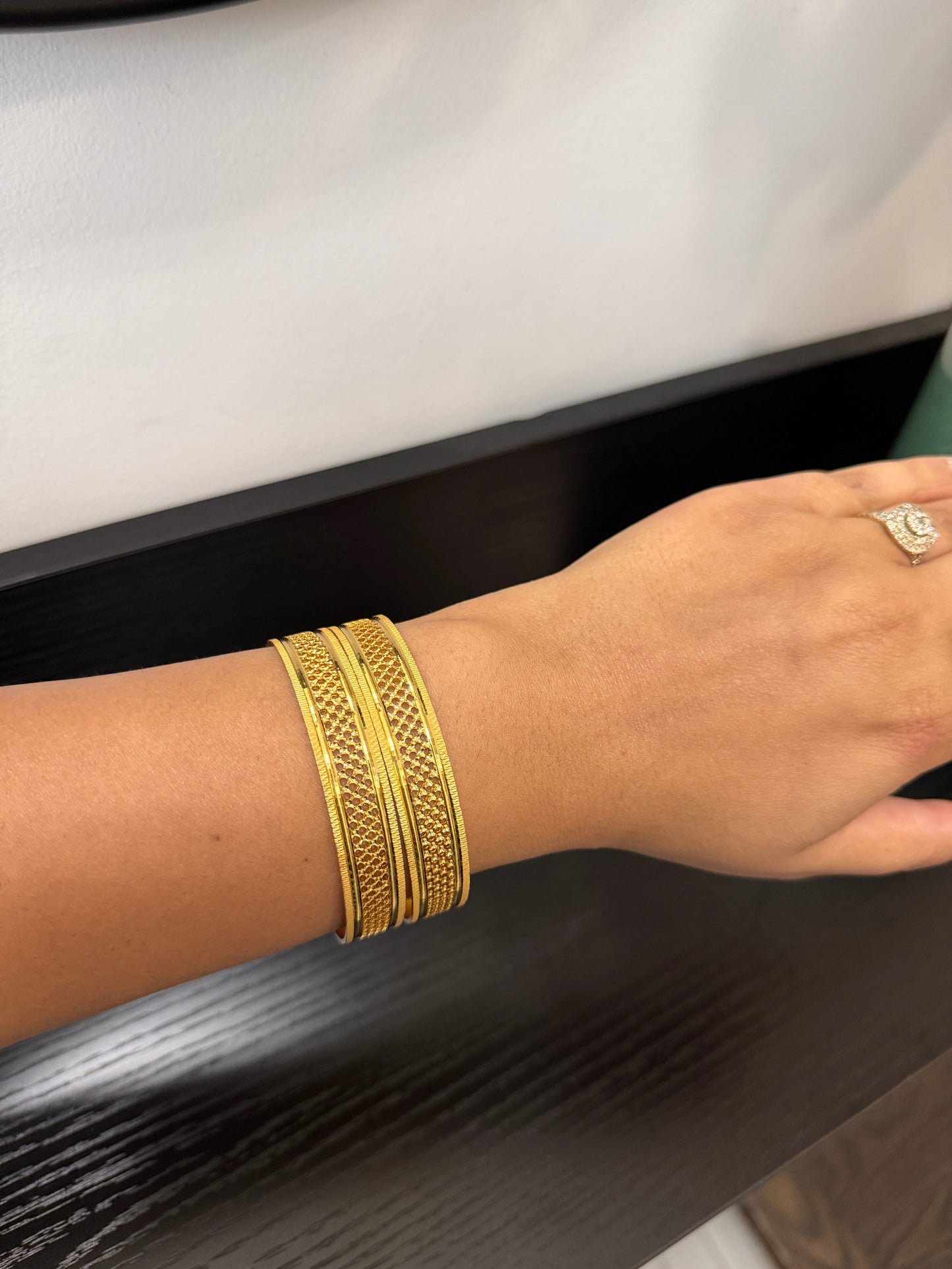 Diljeev Dailywear Bangles (Set of 2)