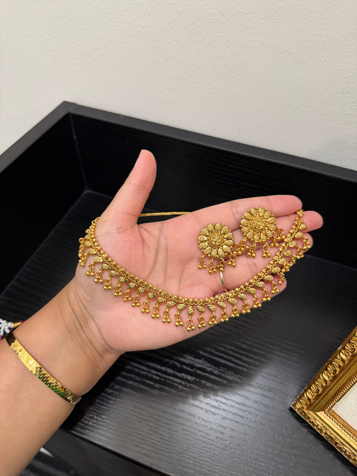 Zara Antique Plated Set