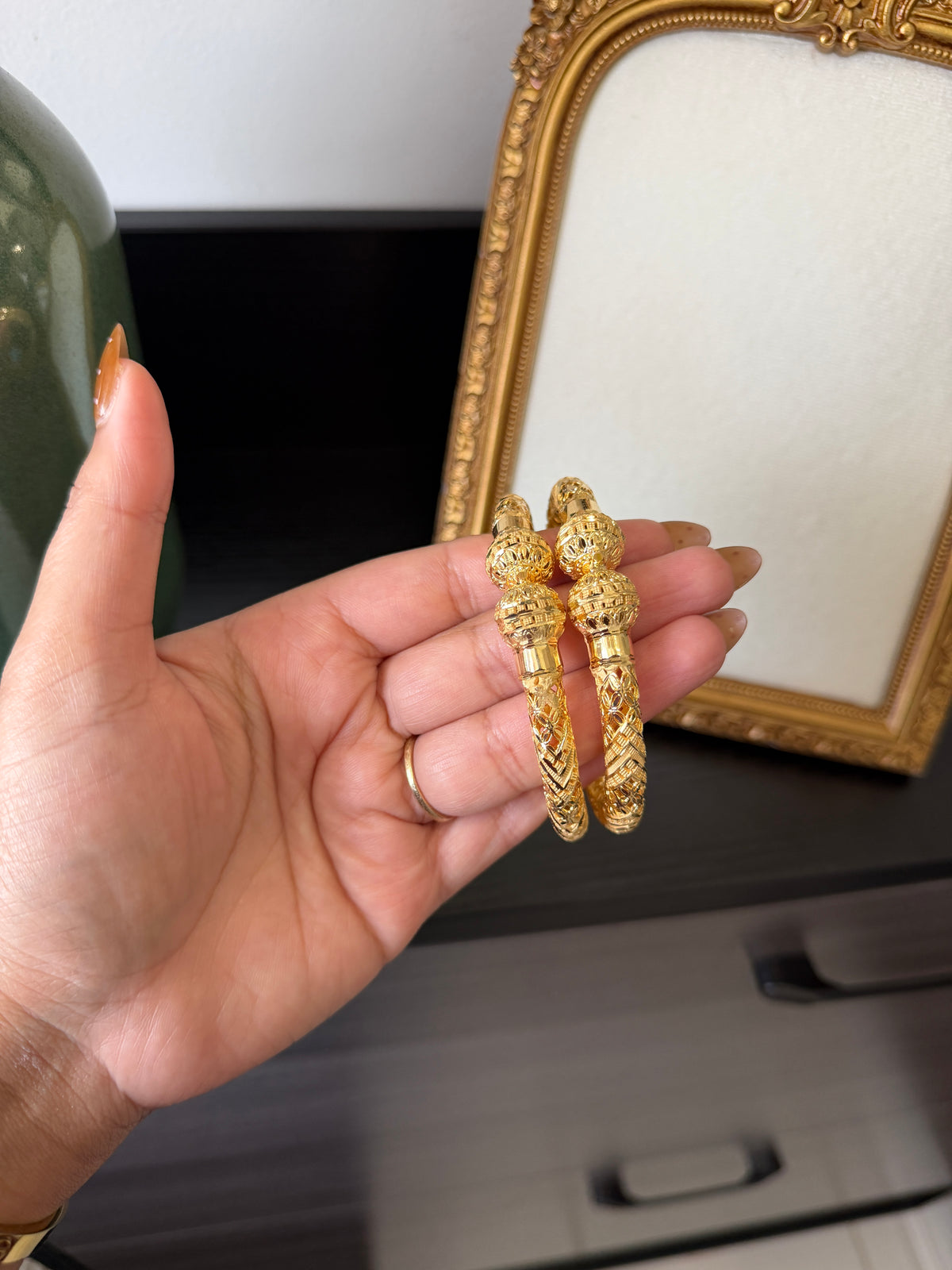 Harmeen Gold Forming Bangles