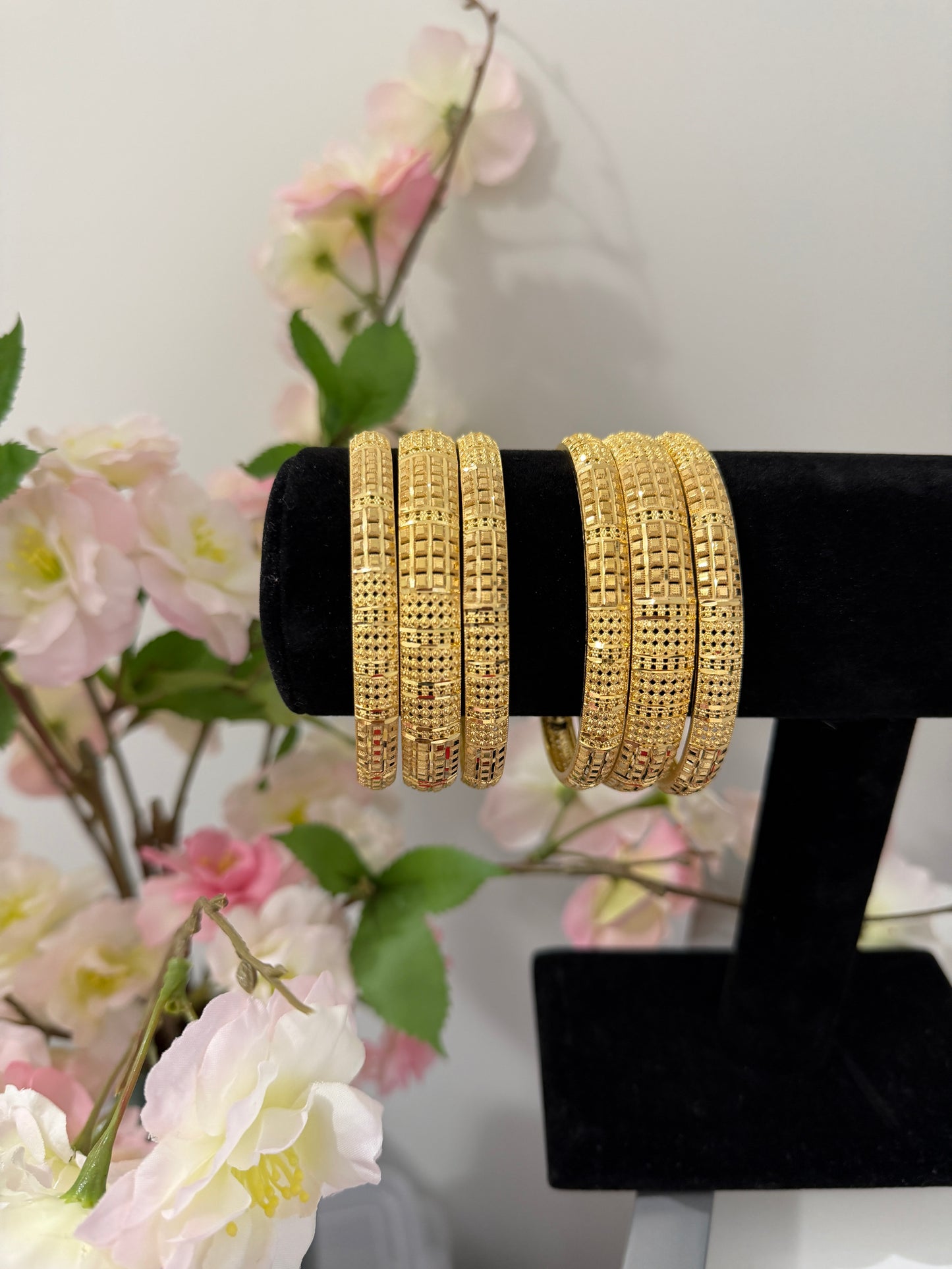 Mehwish Gold Forming Bangles (Set of 6)
