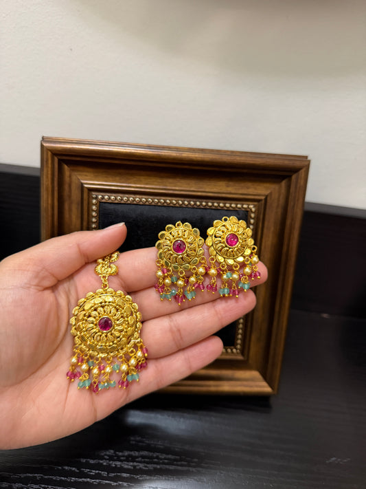 Tanveer Real Look Earrings Tikka Set (Ruby&Ferozi)