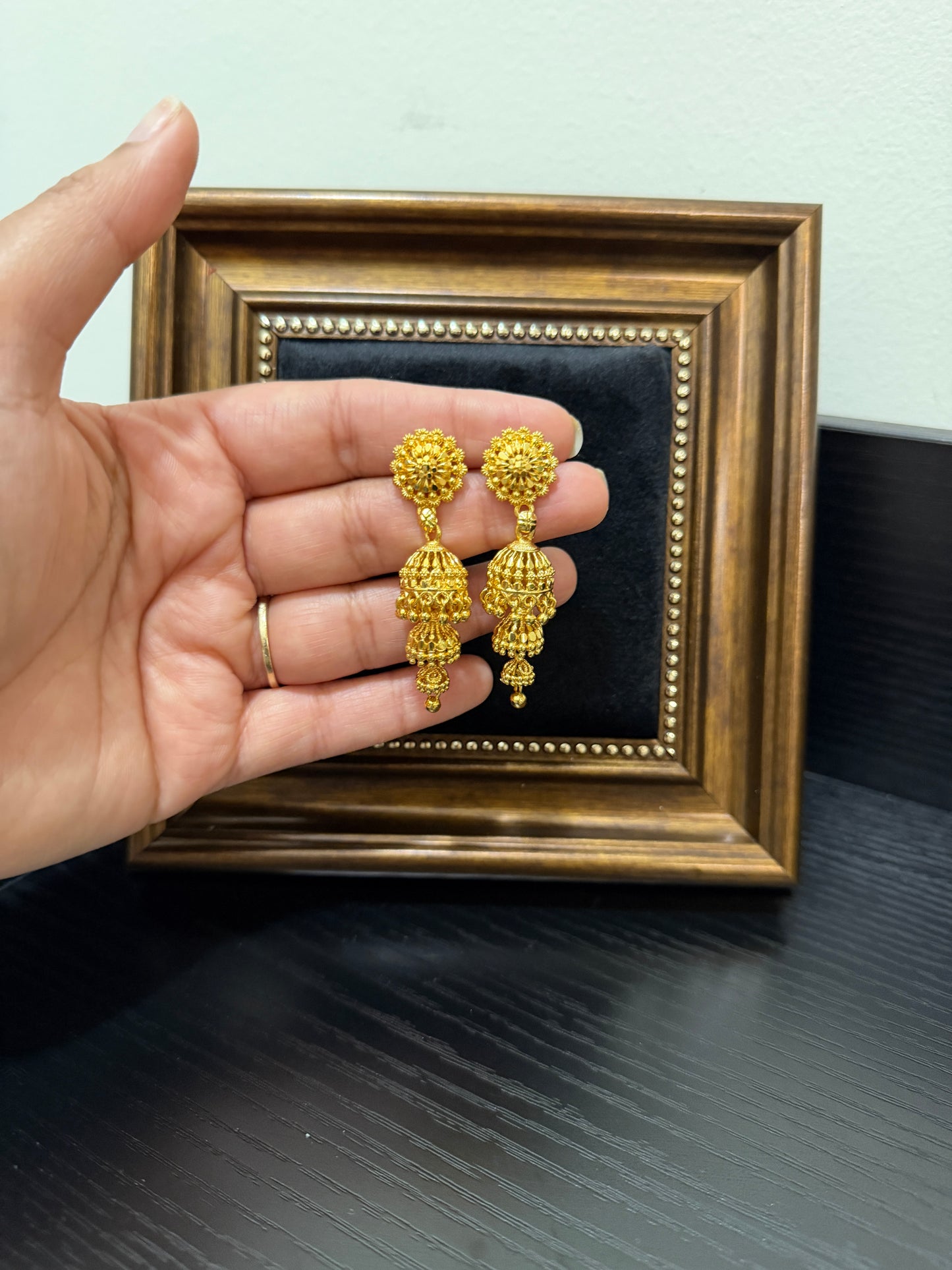 Soni Gold Look Jhumki