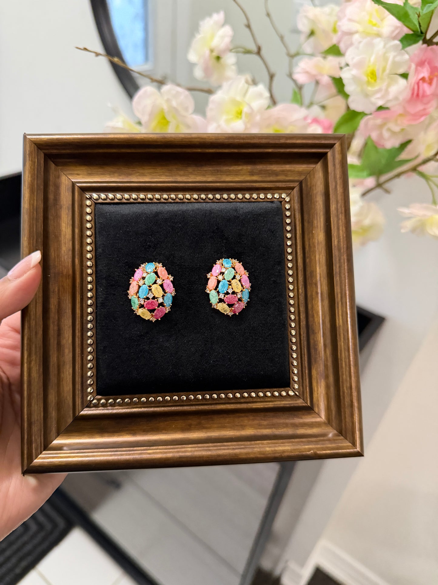Sapan Crushed Milky Stones Studs (Gold Multi)