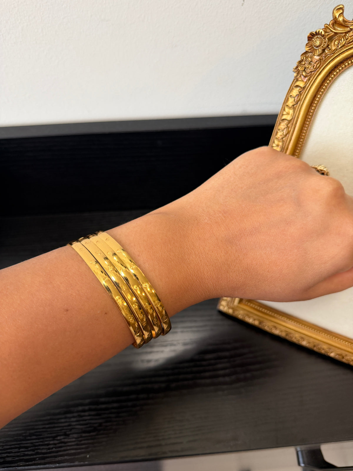 Inara Dailywear Bangles (Set of 4)