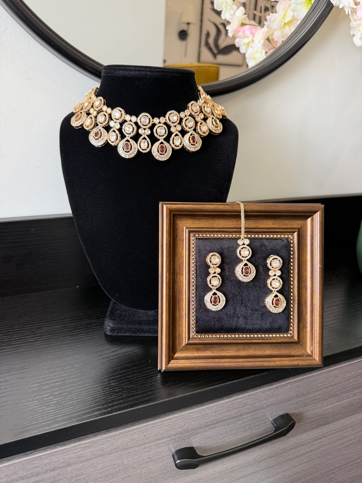 Yasmeen Kundan Gold Plated Set