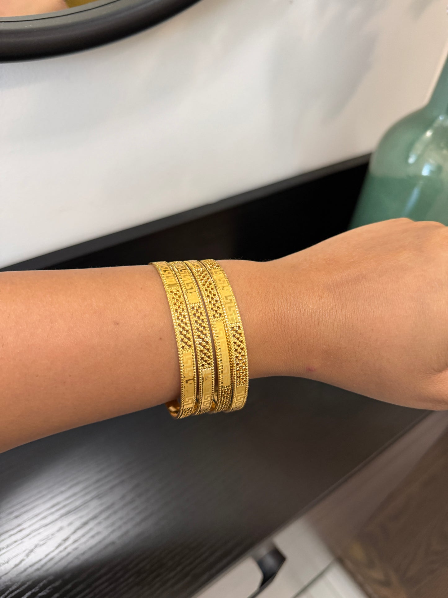 Arshlin Dailywear Bangles (Set of 4)