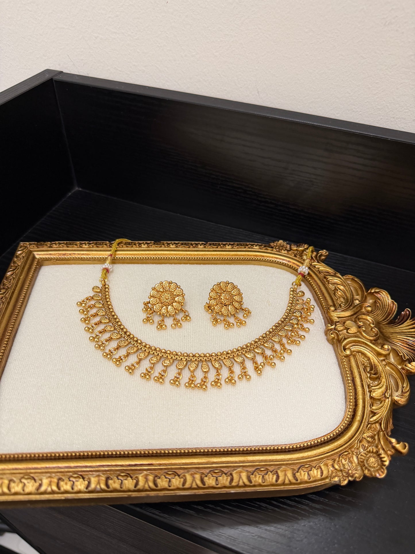 Erashprit Antique Plated Set