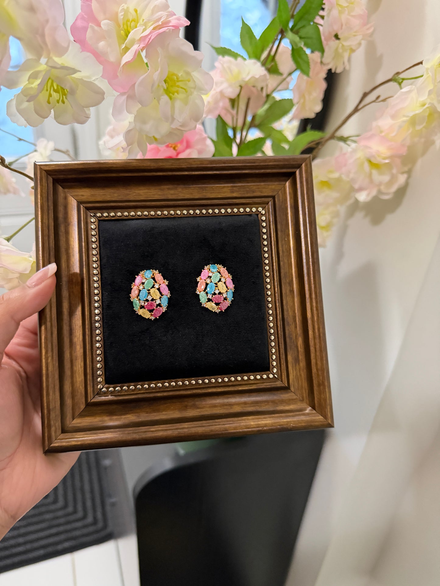Sapan Crushed Milky Stones Studs (Gold Multi)