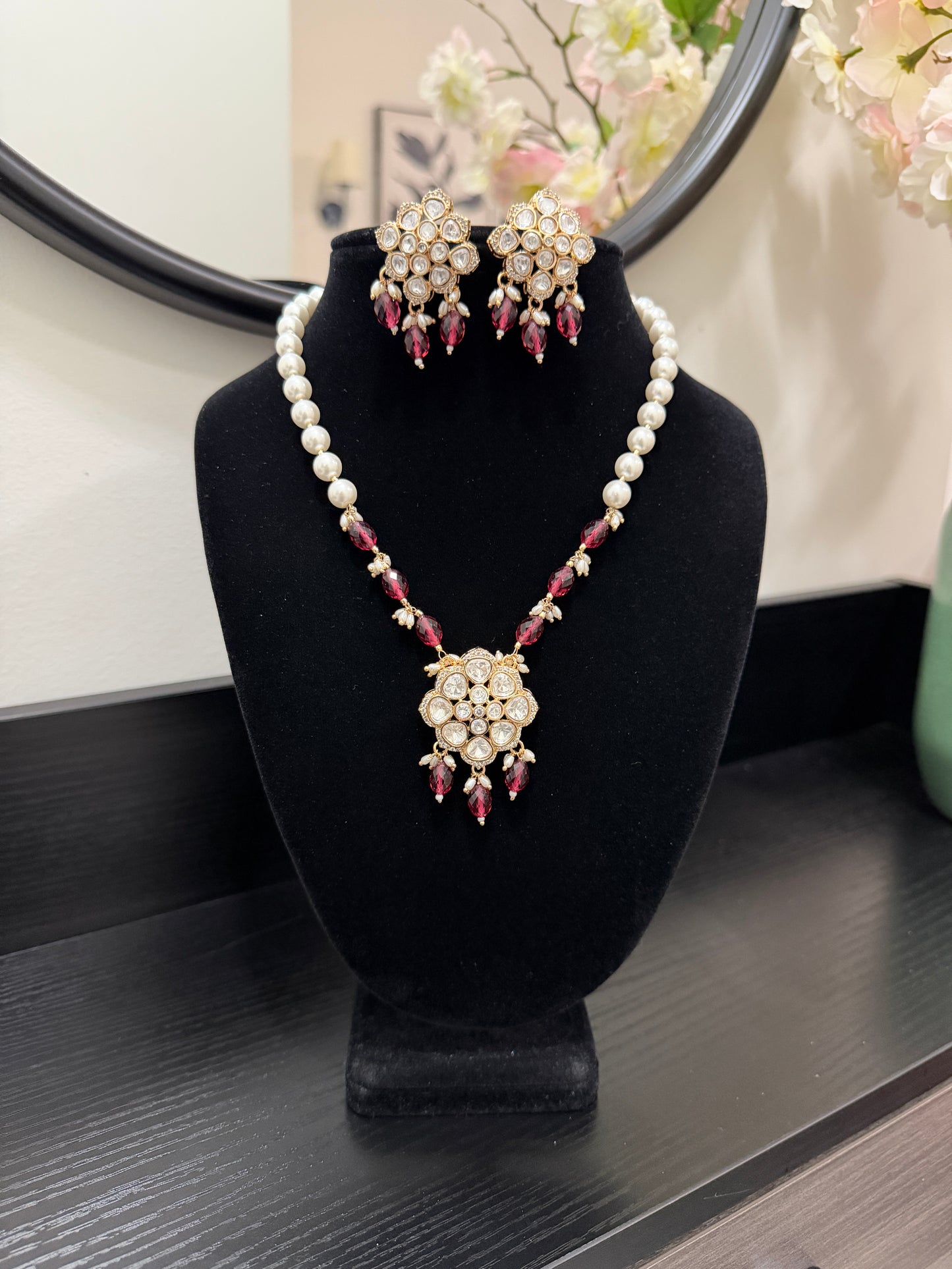 Bhavya Tyaani Kundan Set (Ruby)