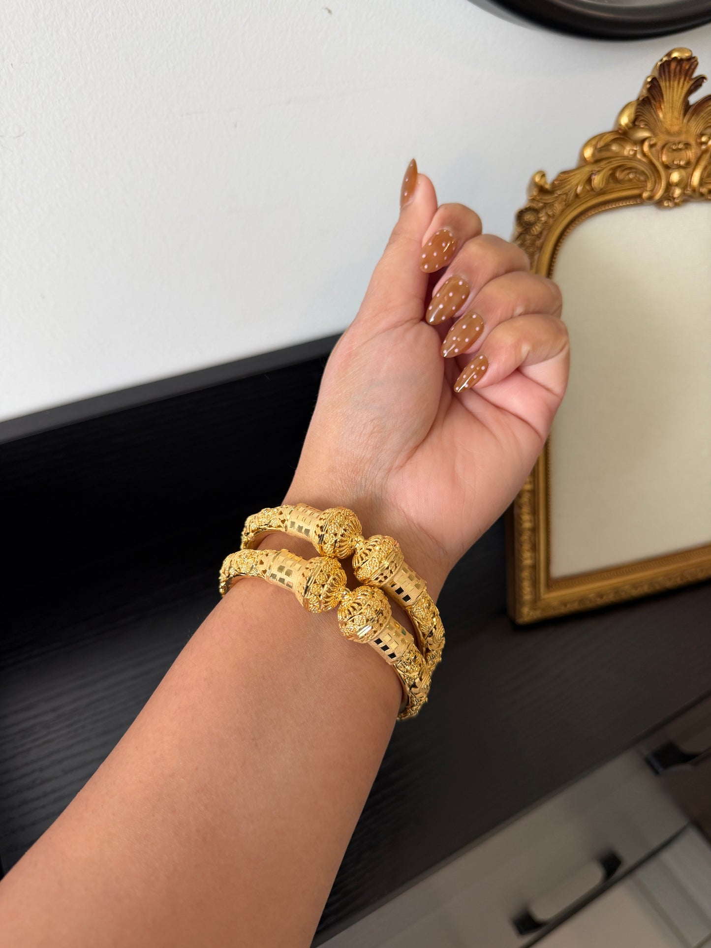 Satbir Gold Forming Bangles
