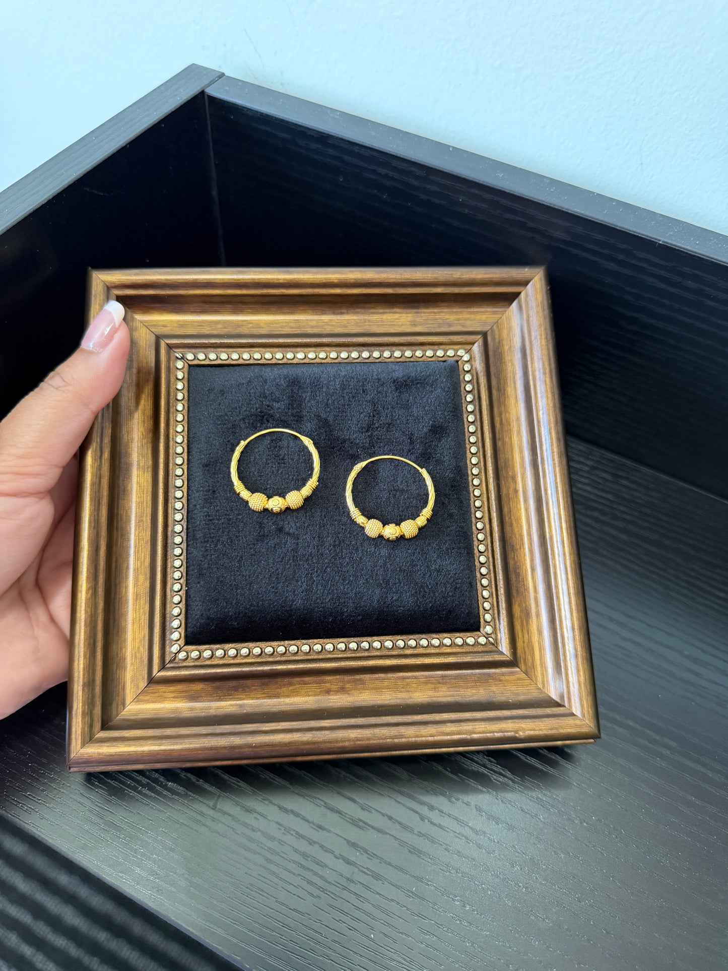 Harneet Gold Look Waalian