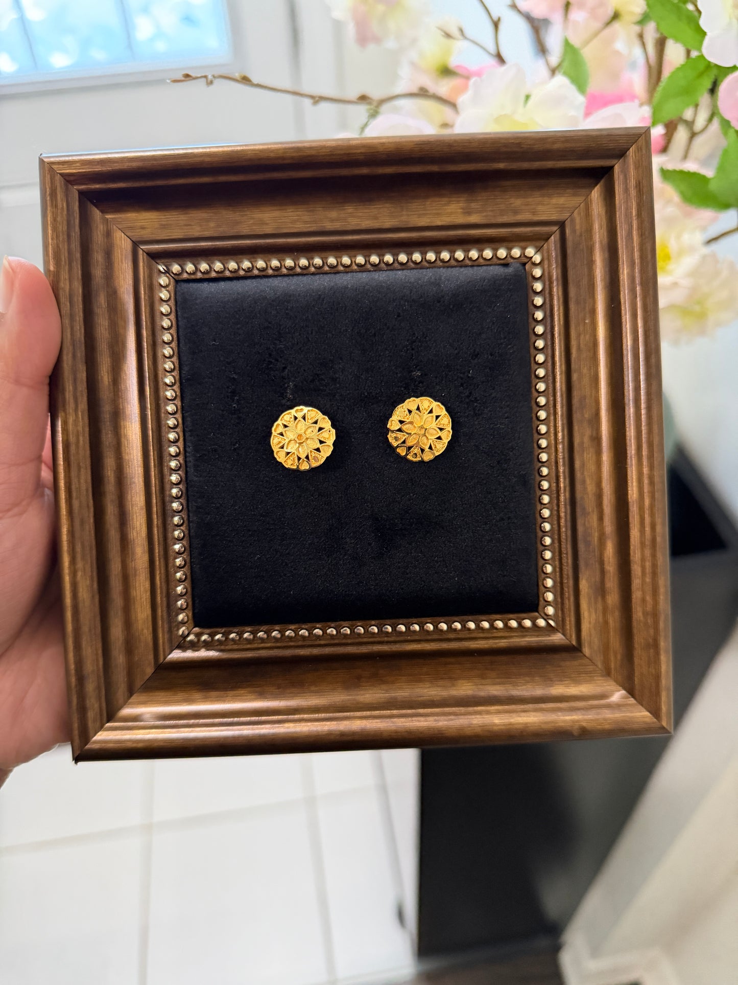 Diljot Gold Look Studs