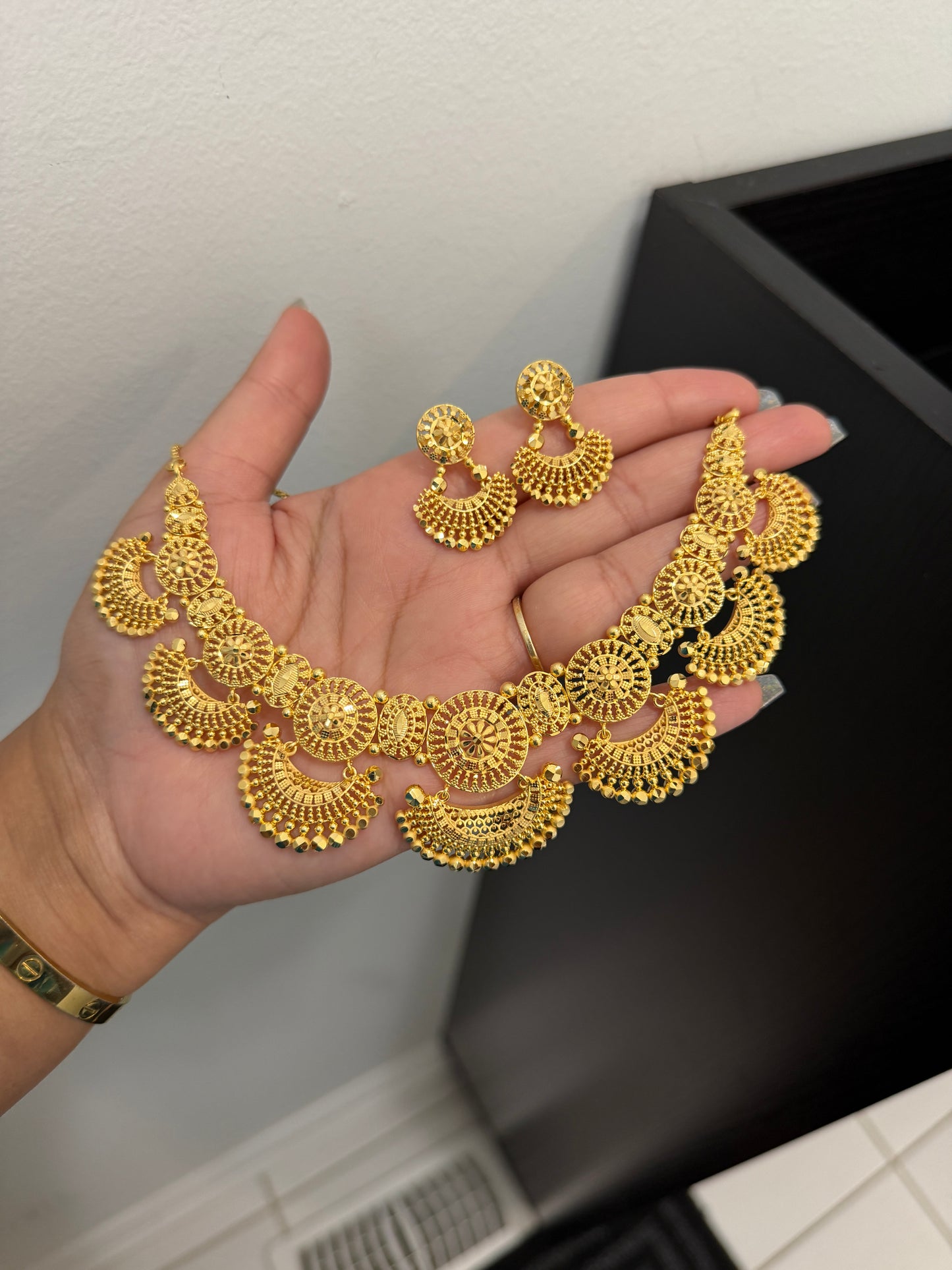 Sukhnoor Premium Forming Gold Set